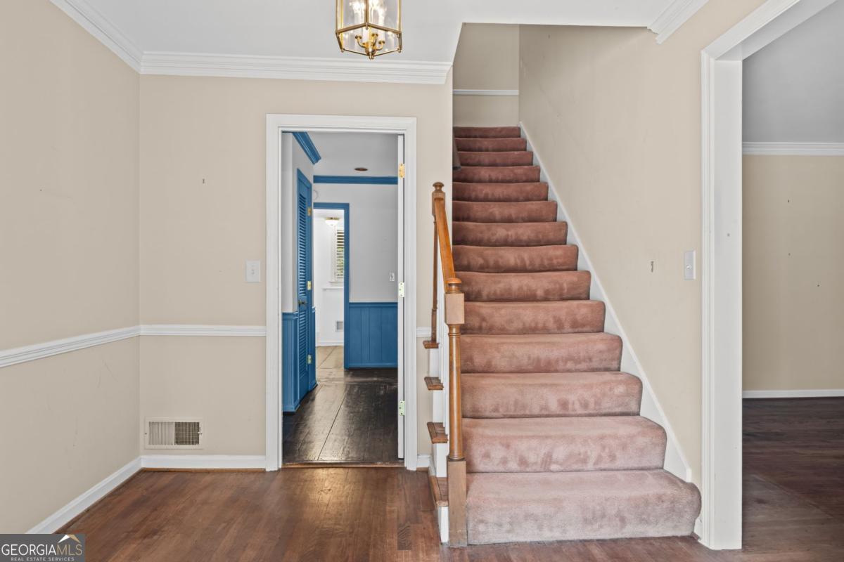 6255 Mountain Brook Lane
