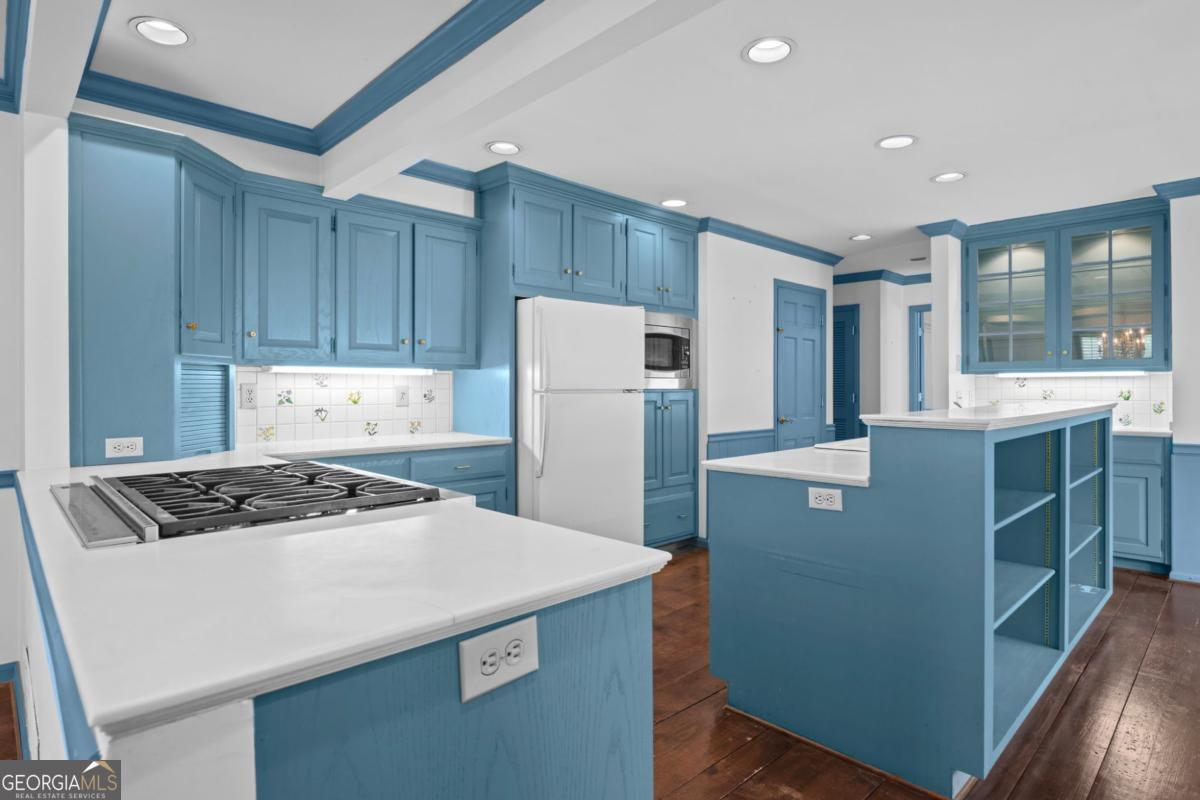 6255 Mountain Brook Lane