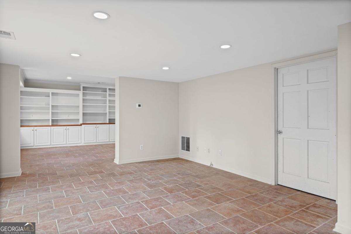 6255 Mountain Brook Lane