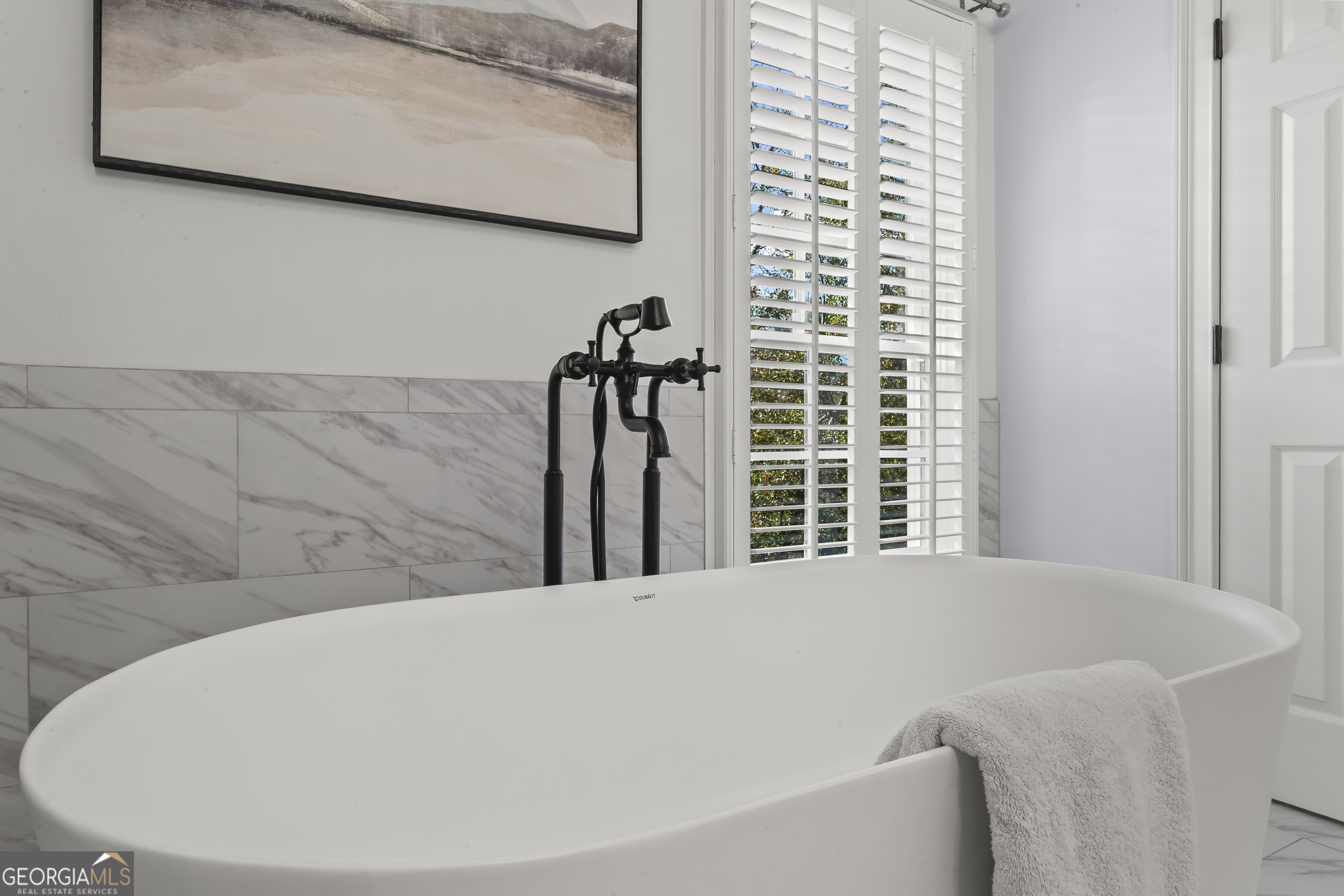 4120 Paran Pointe Drive