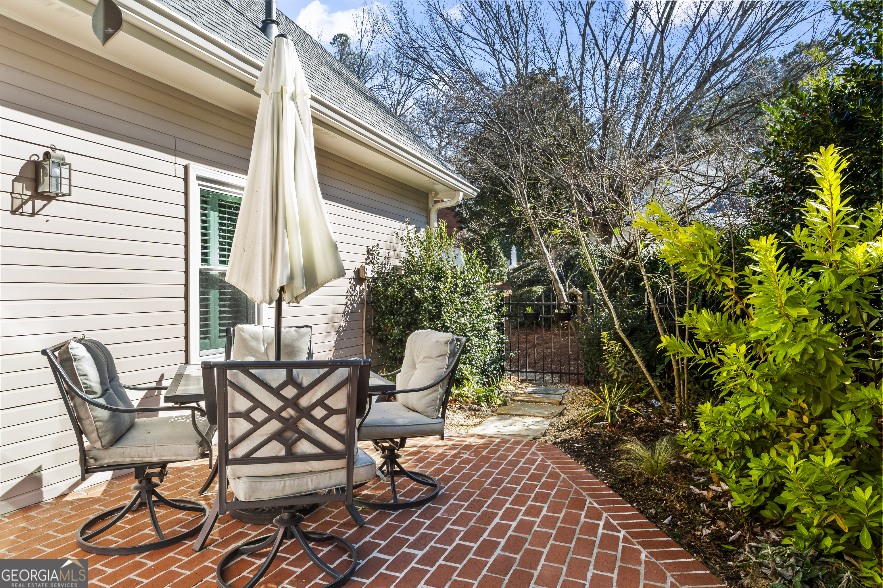 4120 Paran Pointe Drive