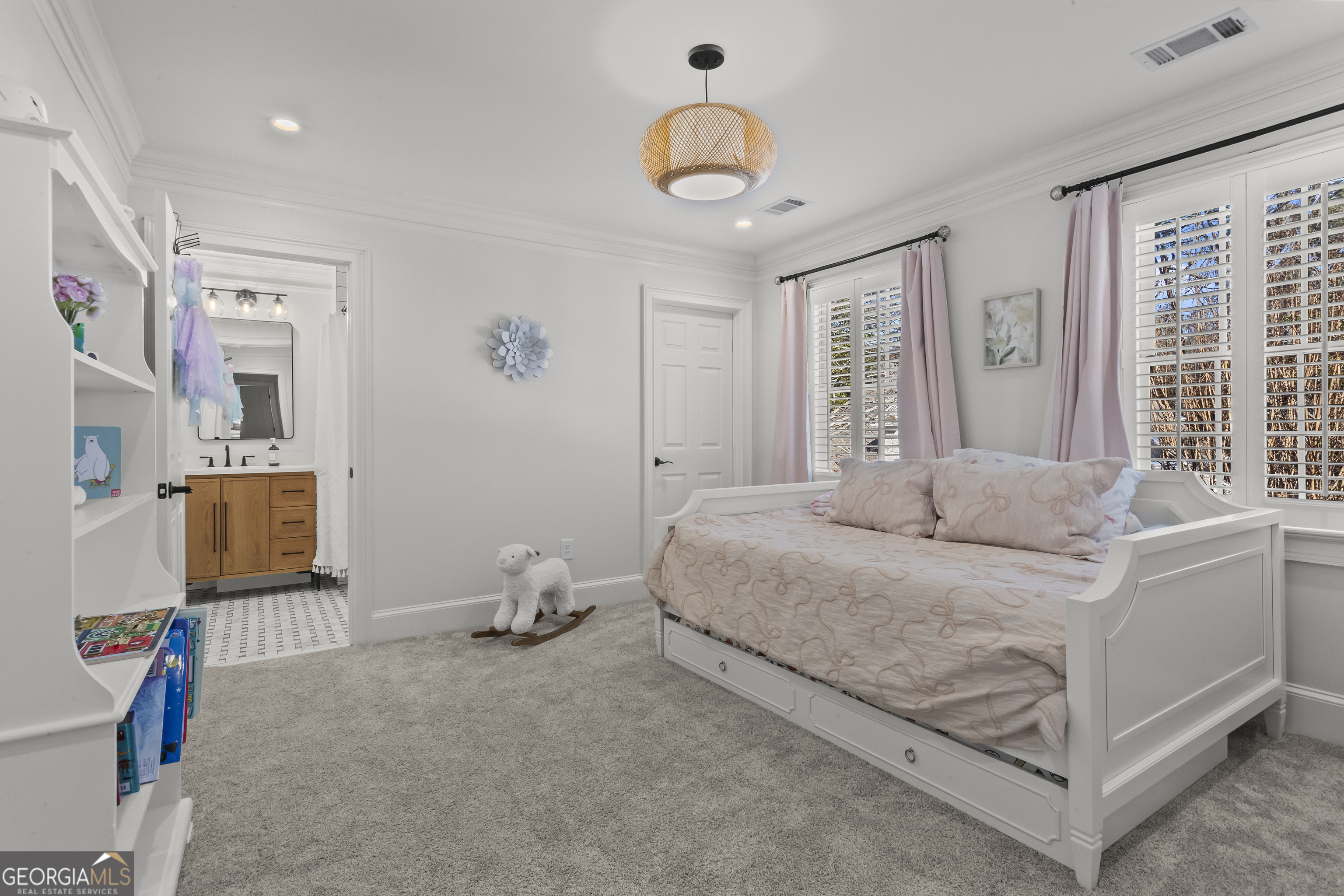 4120 Paran Pointe Drive