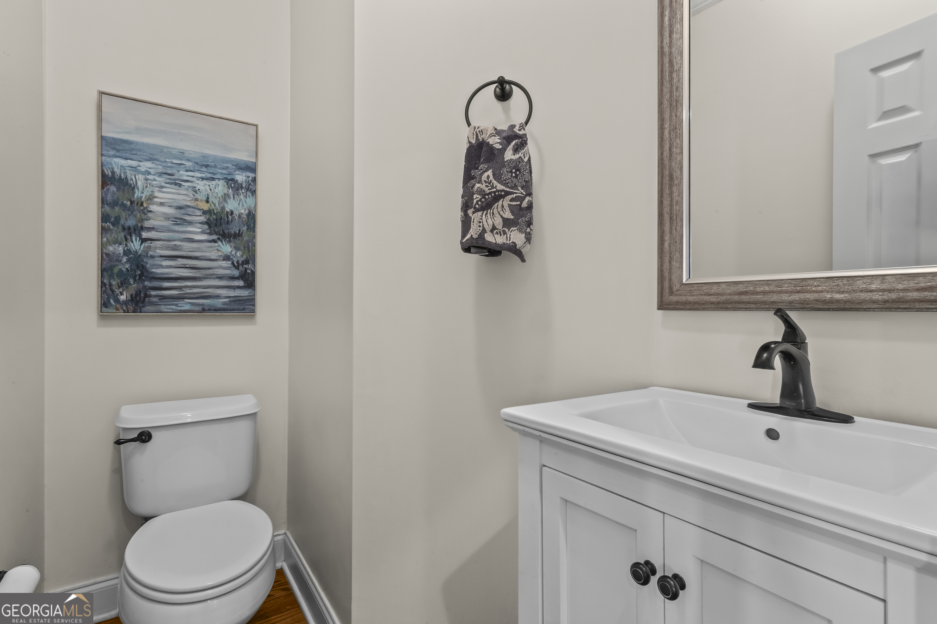 4120 Paran Pointe Drive