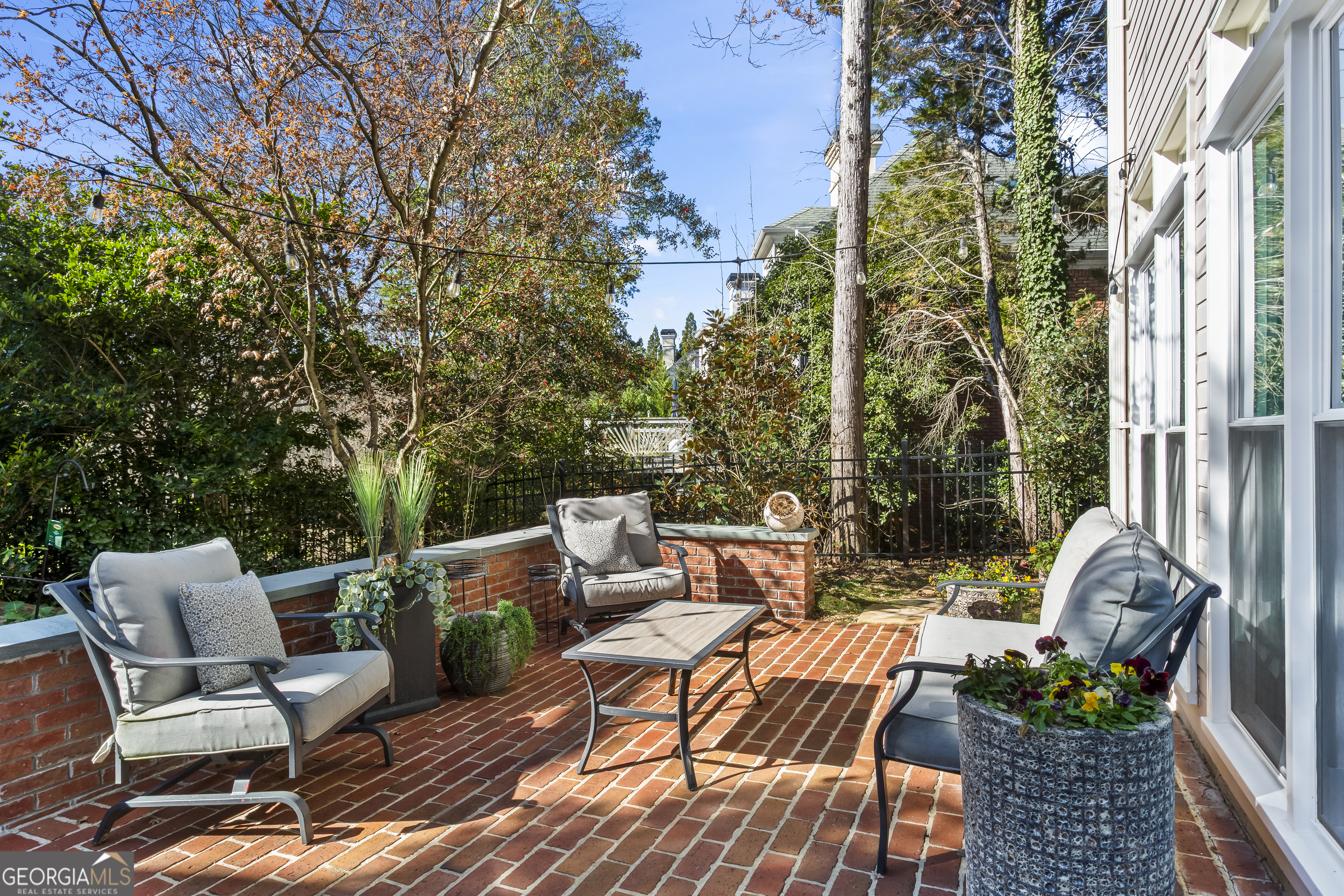 4120 Paran Pointe Drive