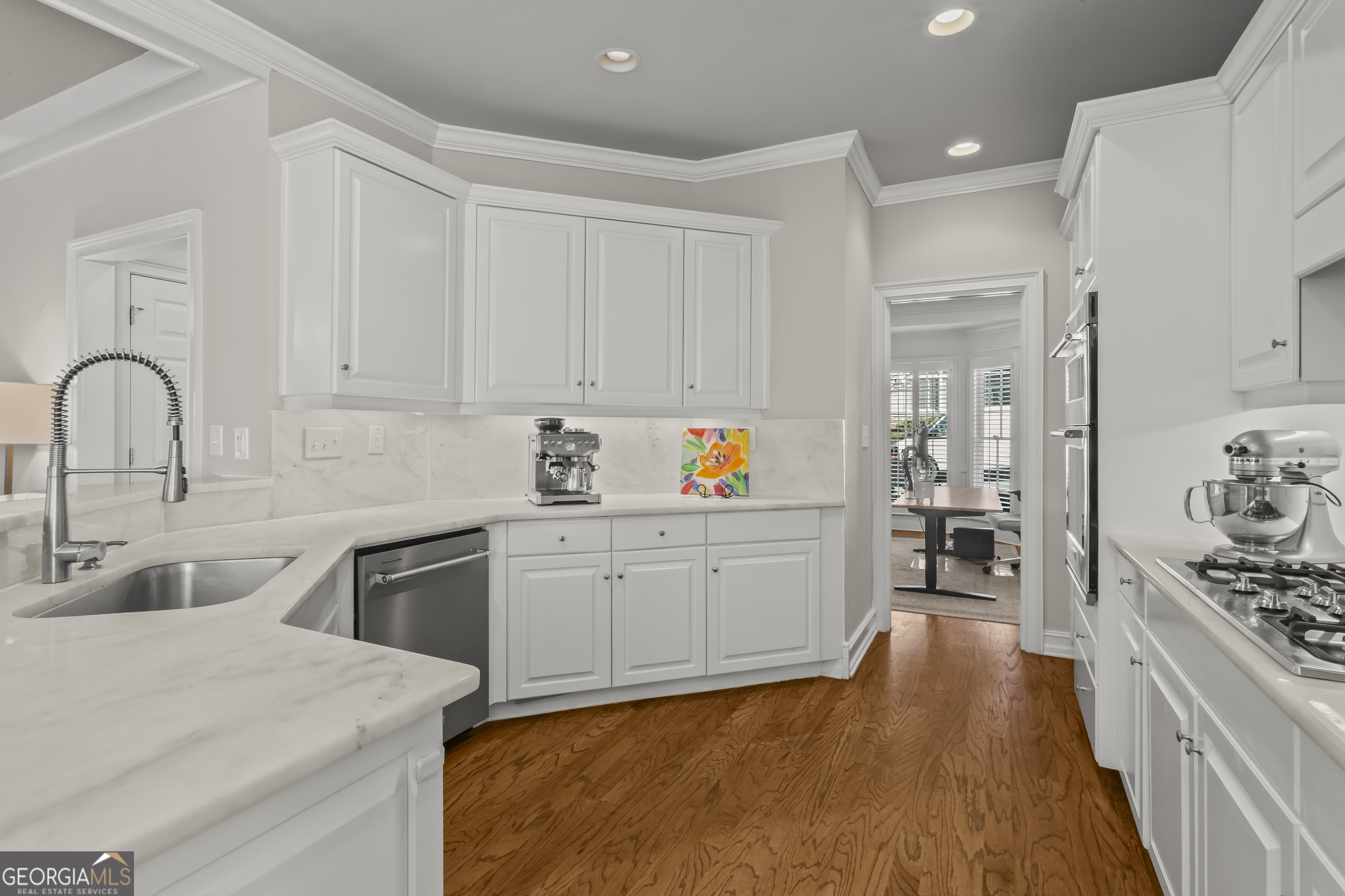 4120 Paran Pointe Drive