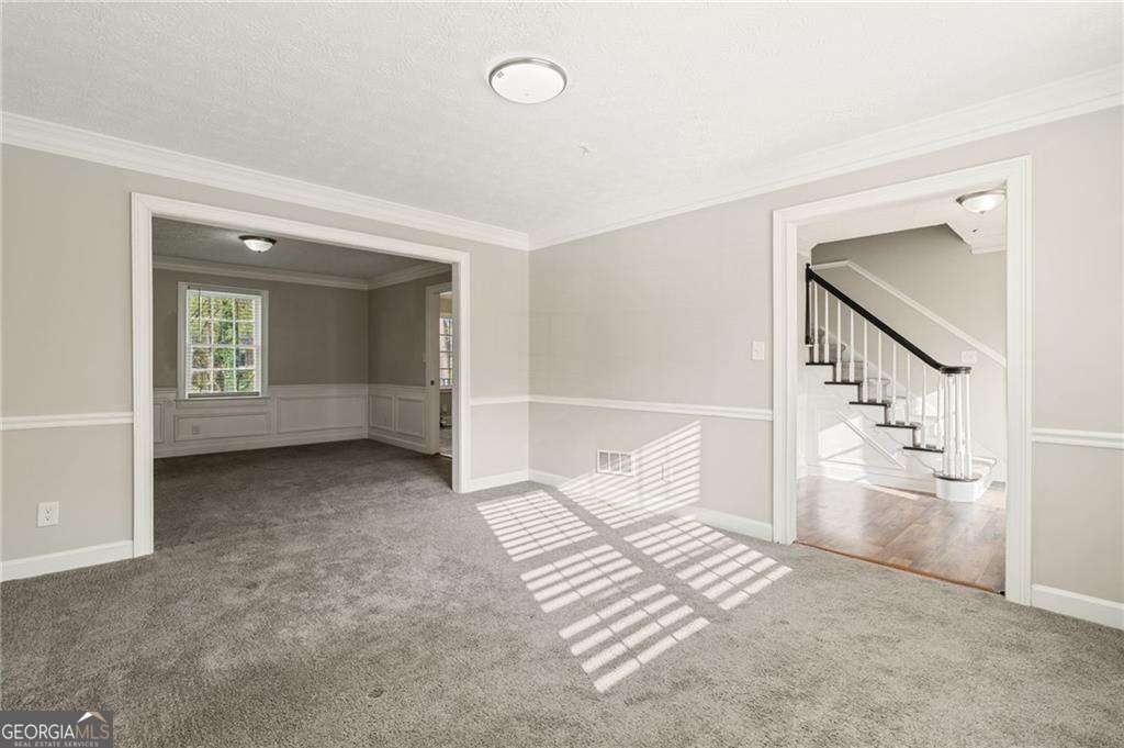 835 Lockriver Way