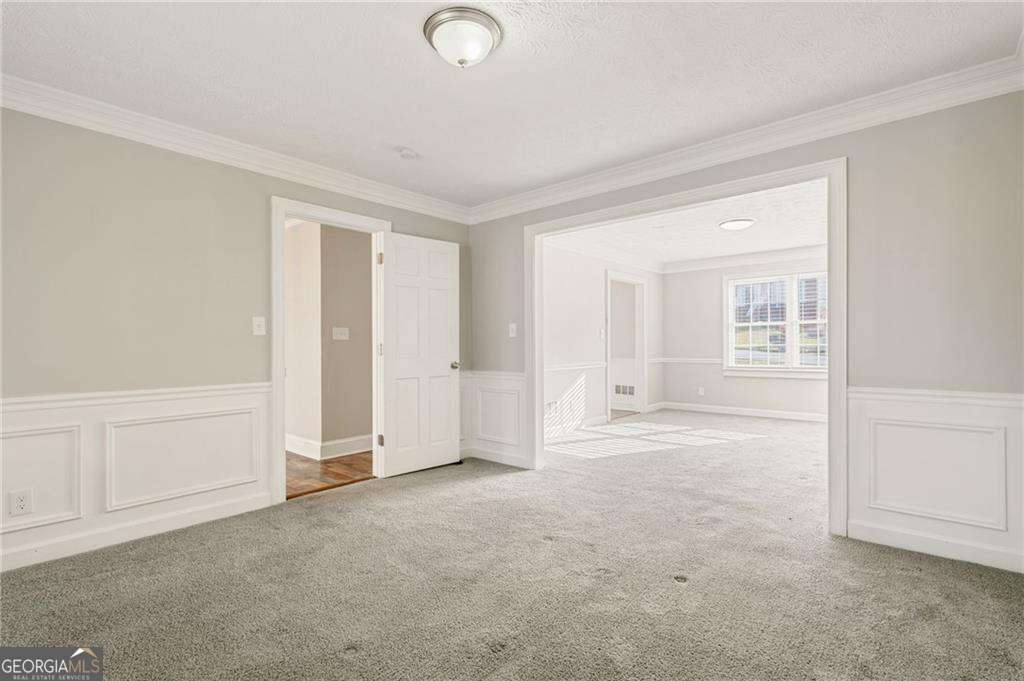 835 Lockriver Way