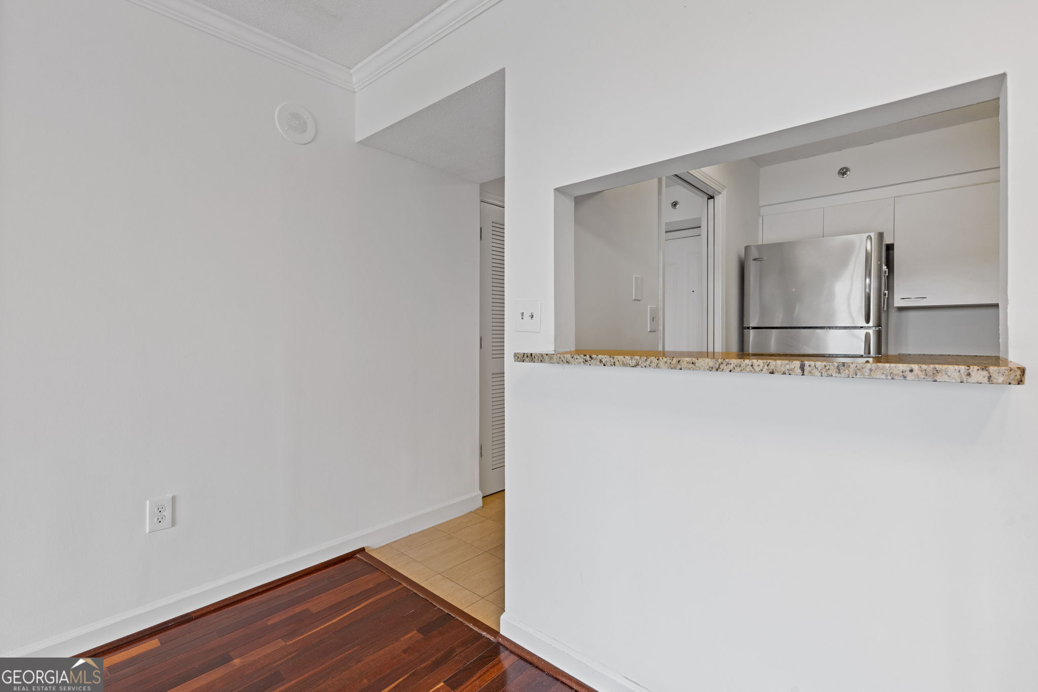 2870 Pharr Court S NW