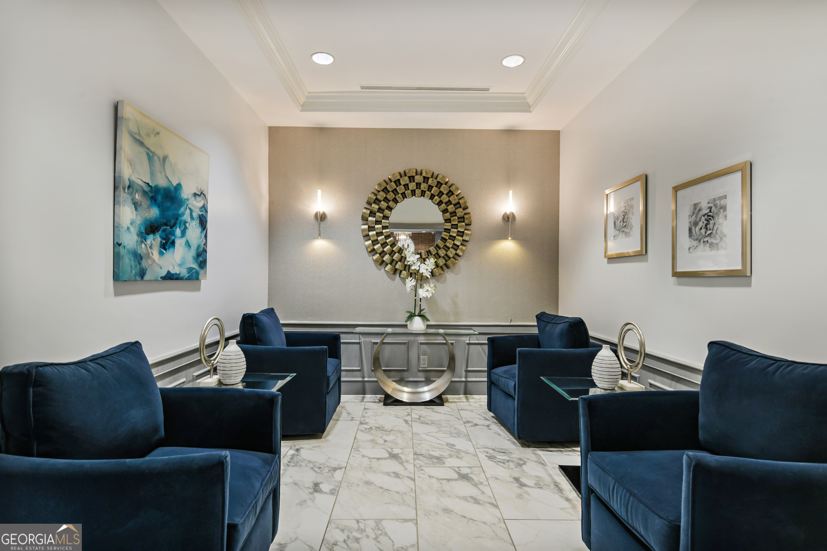 2870 Pharr Court S NW