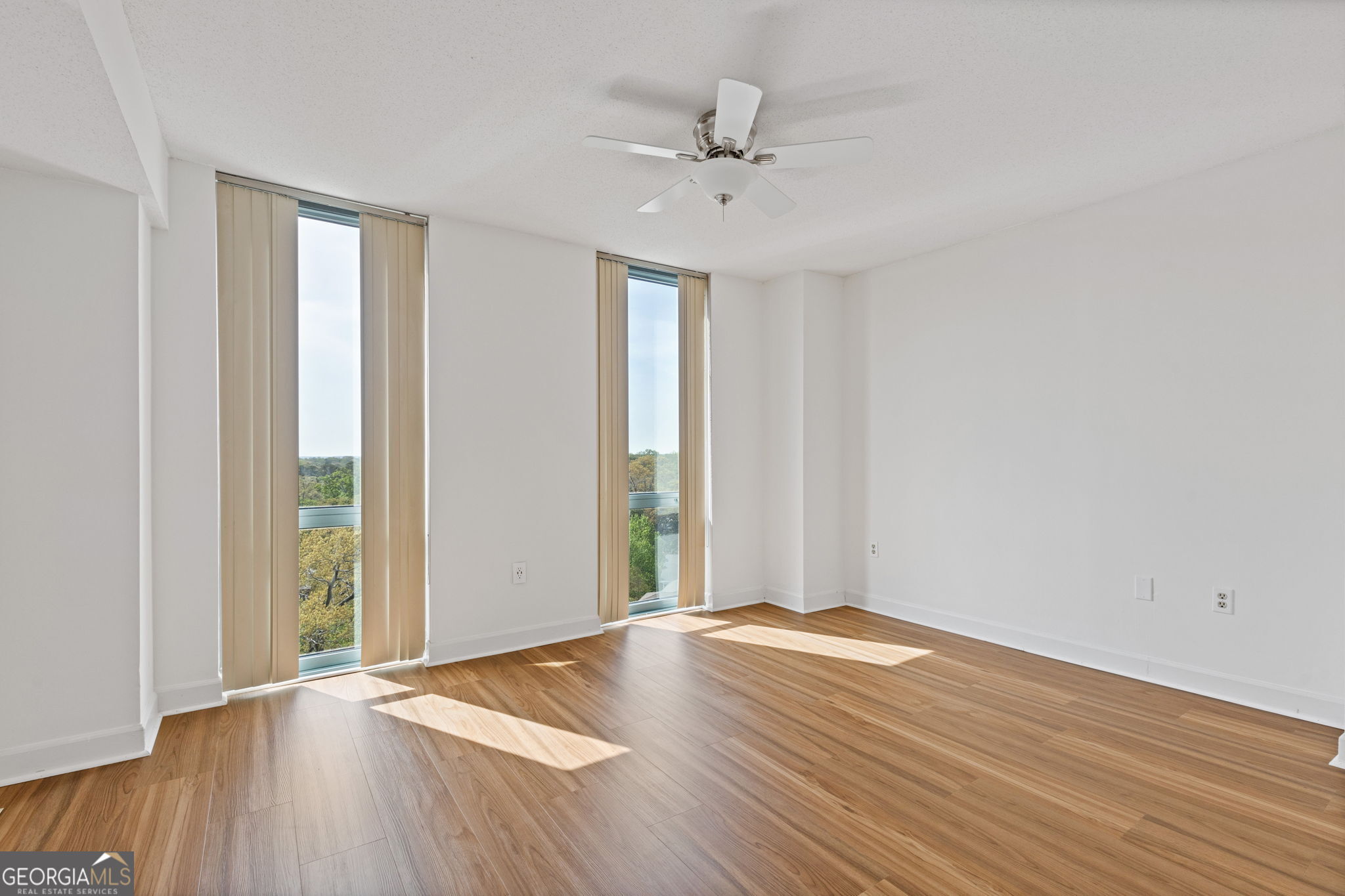 2870 Pharr Court S NW