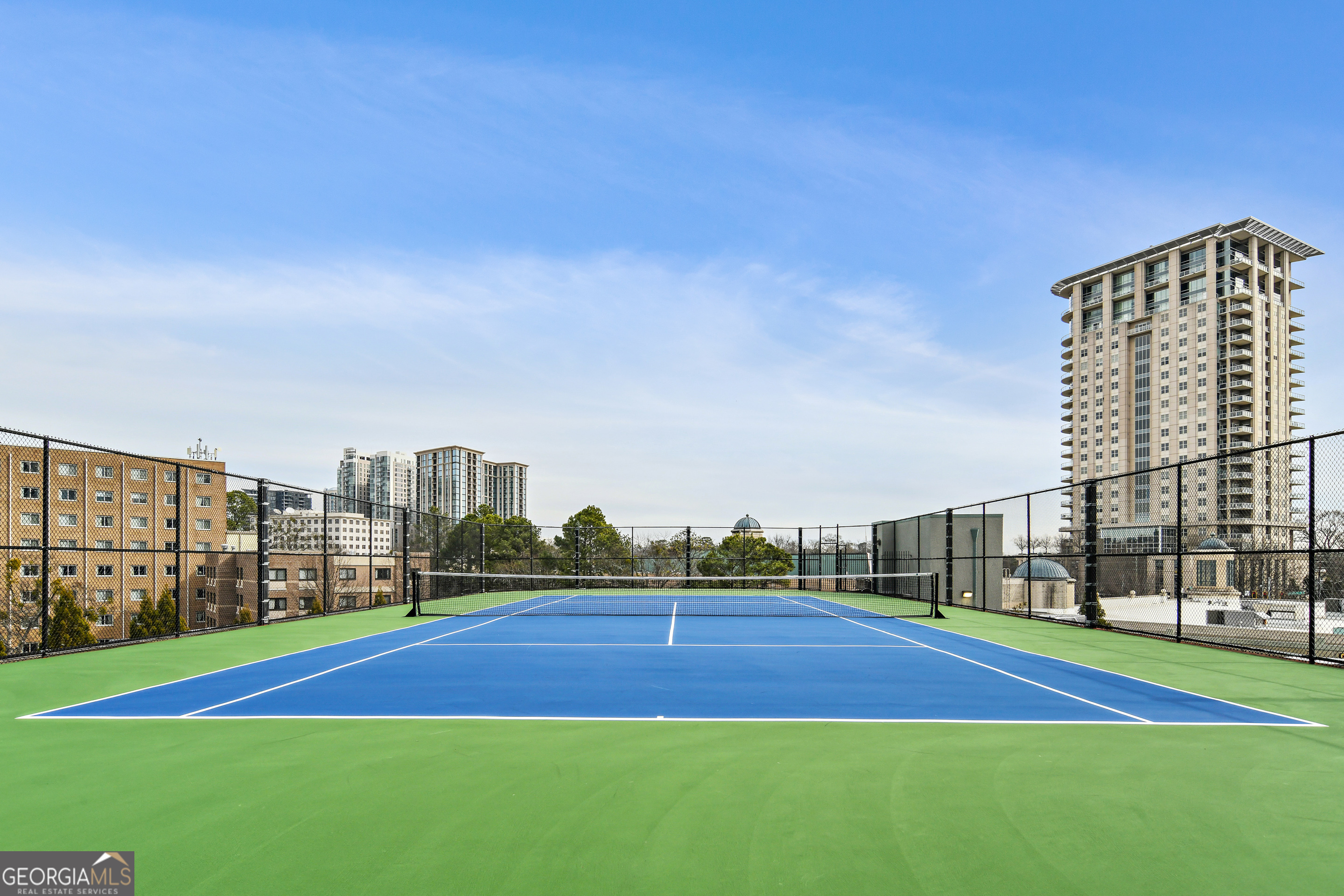 2870 Pharr Court S NW