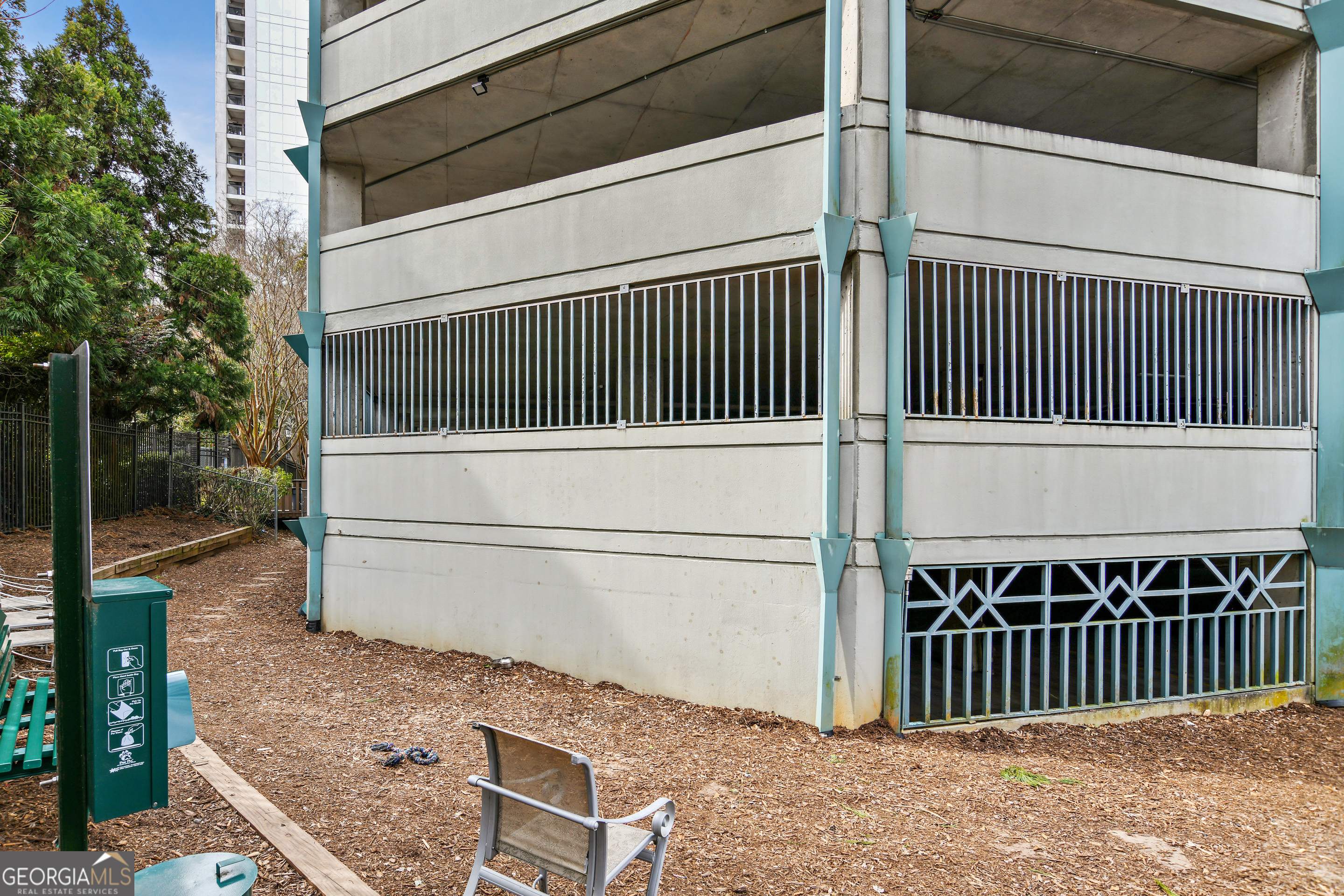 2870 Pharr Court S NW