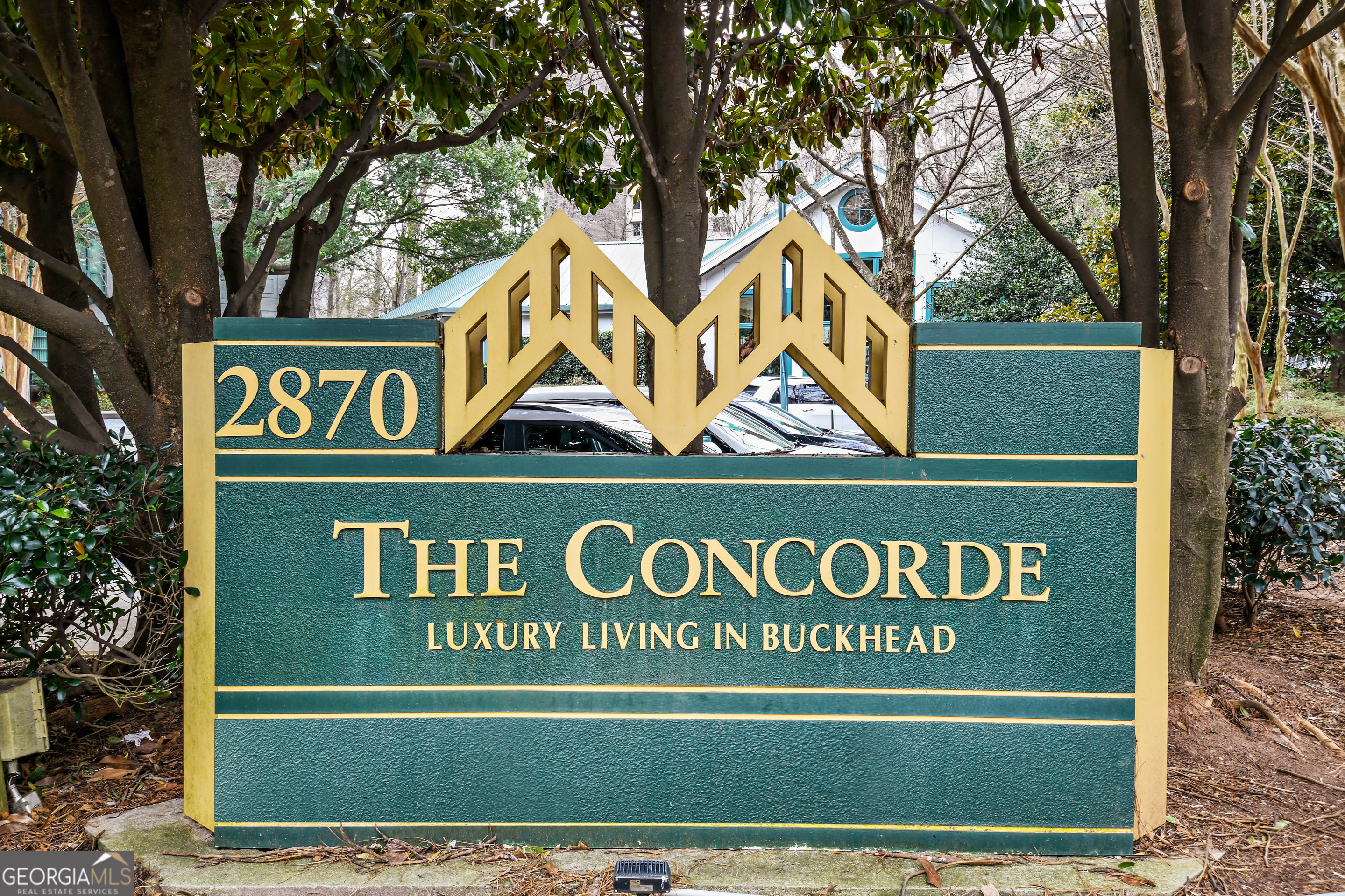 2870 Pharr Court S NW