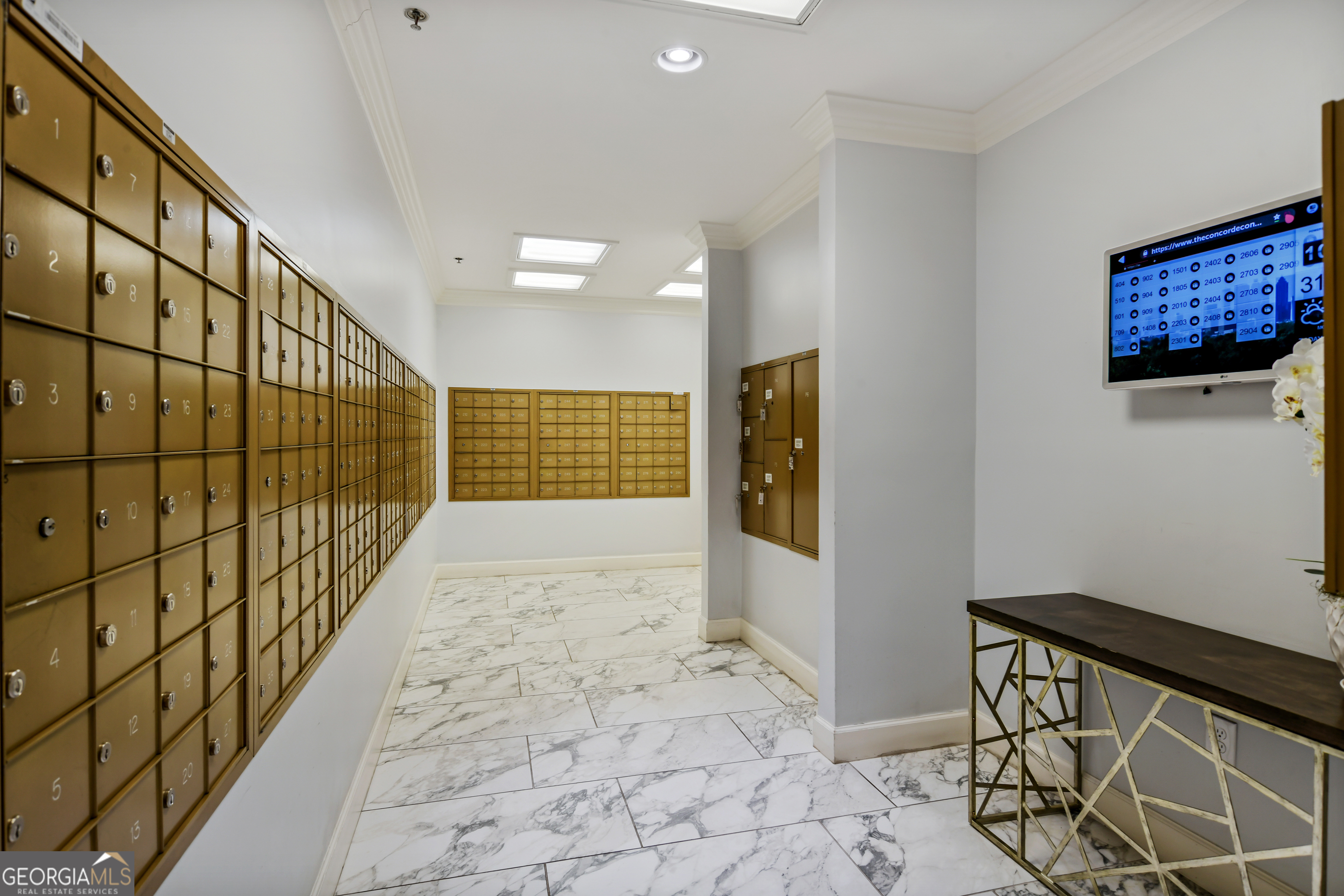 2870 Pharr Court S NW