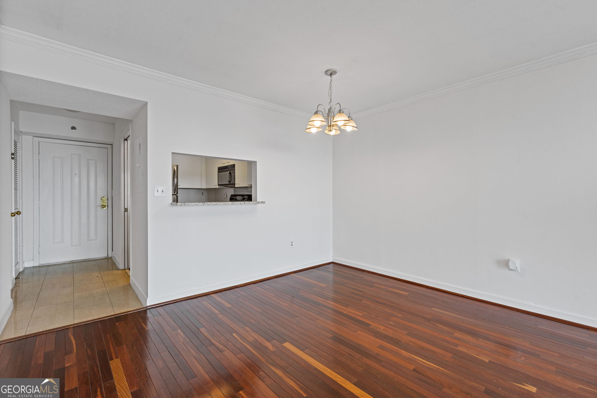 2870 Pharr Court S NW