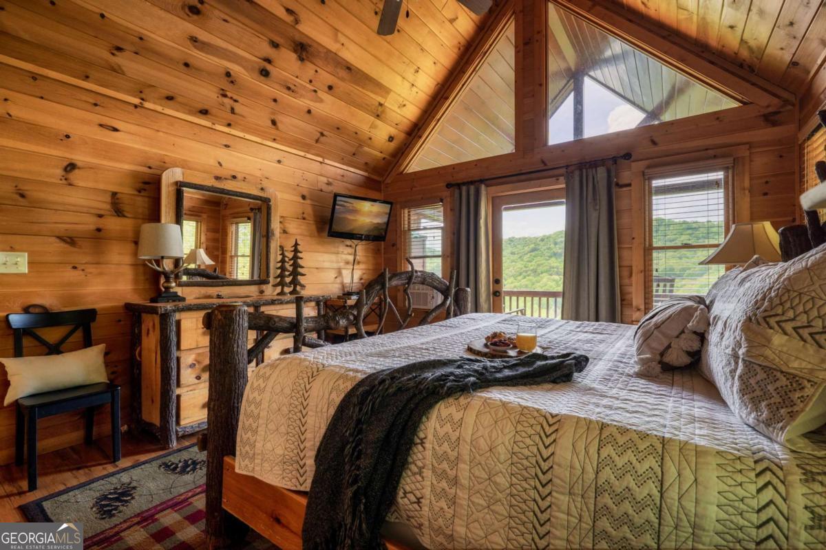273 Deer Crest Heights