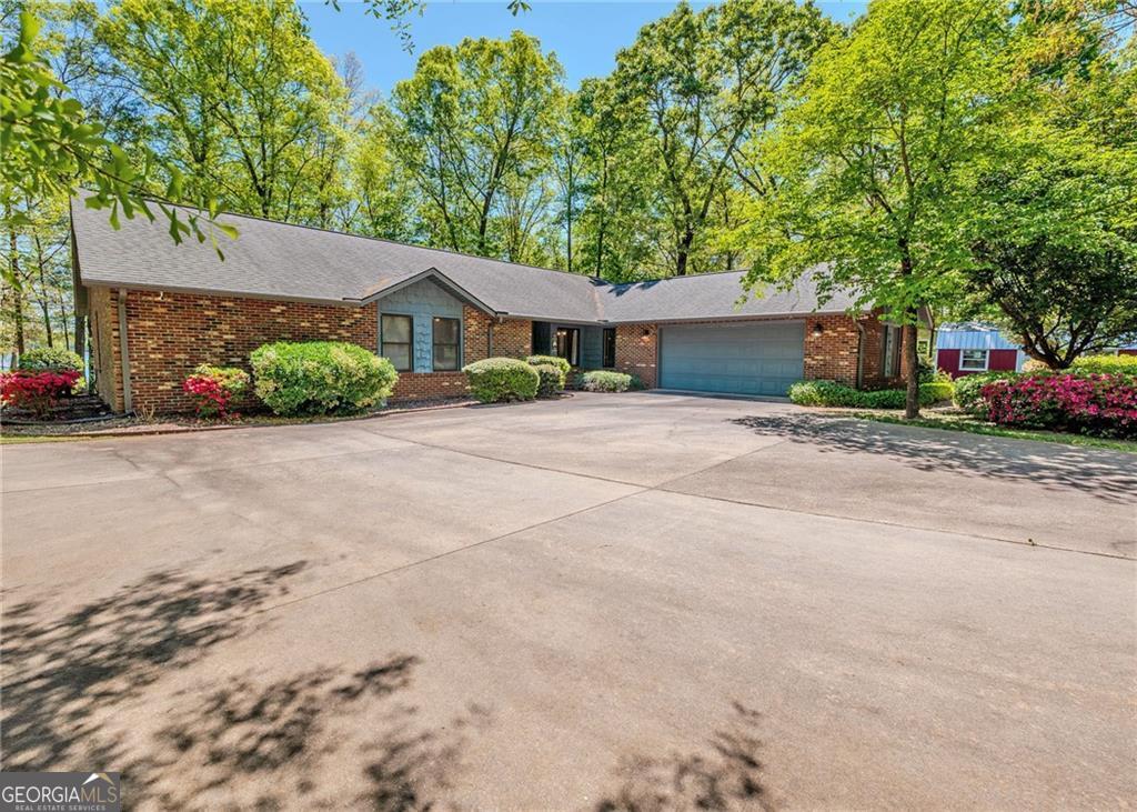 7 Old Oak Trail
