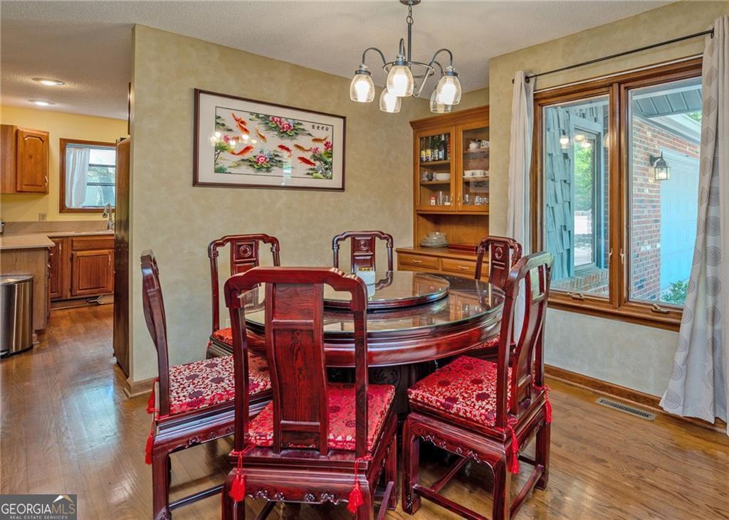 7 Old Oak Trail