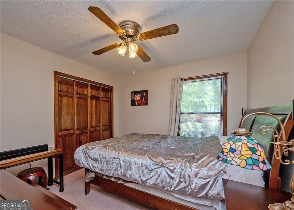 7 Old Oak Trail