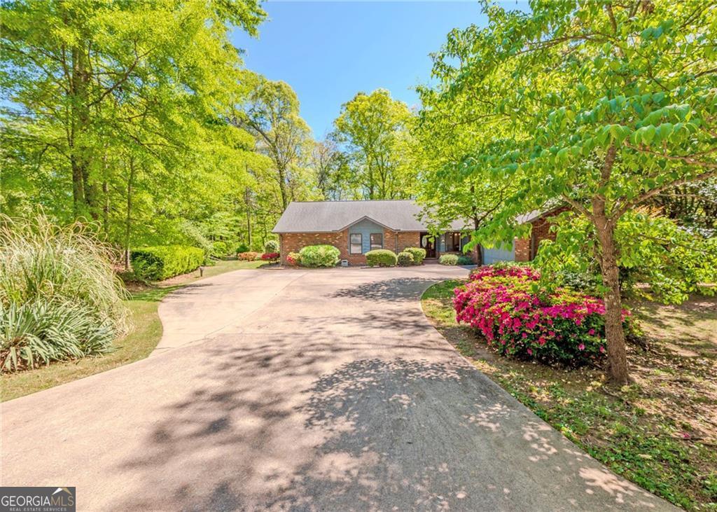 7 Old Oak Trail
