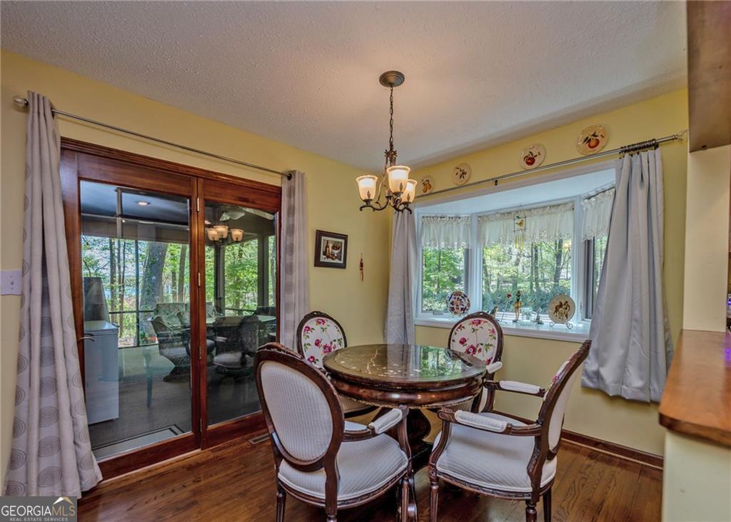 7 Old Oak Trail