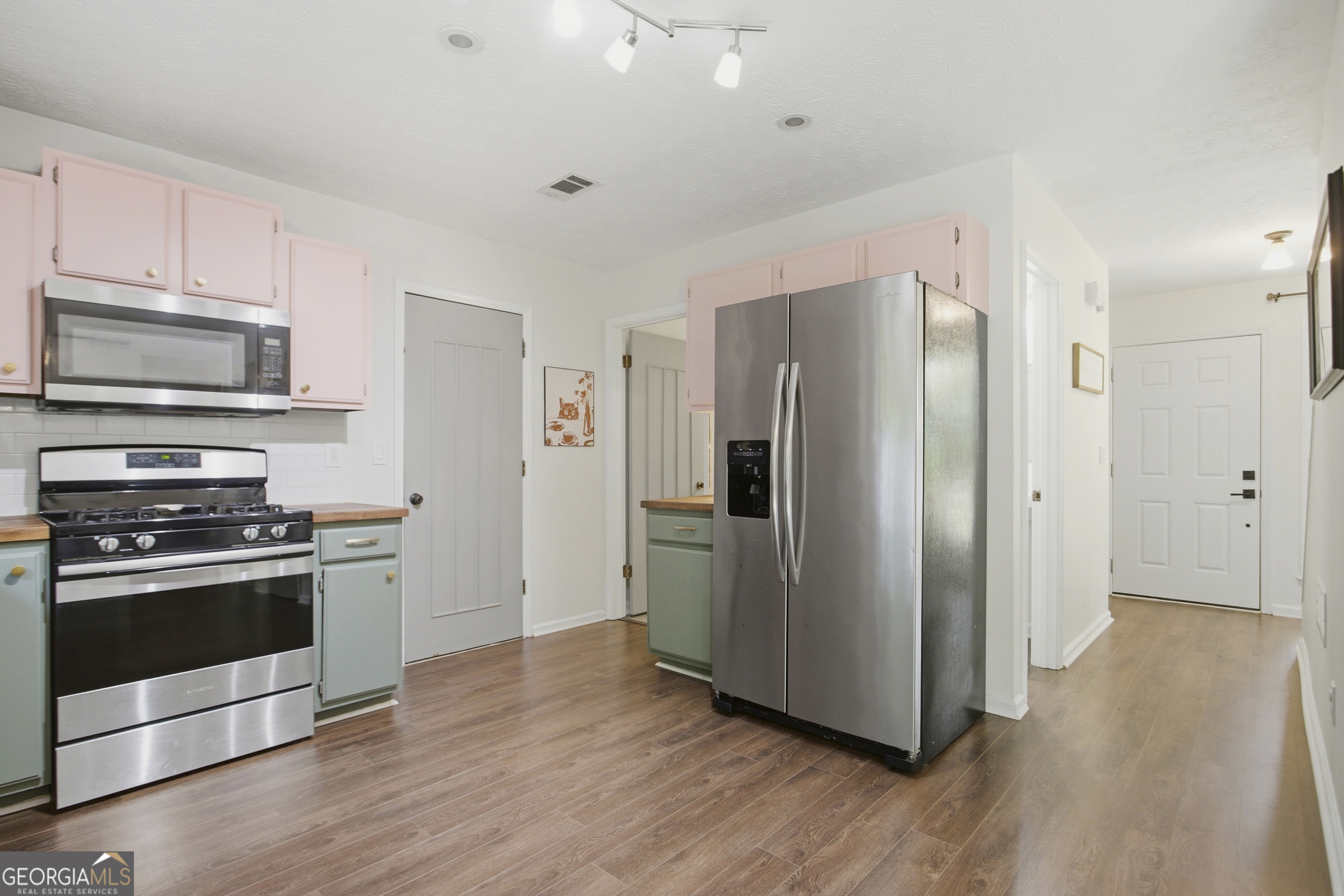 2442 Stonebridge Lane