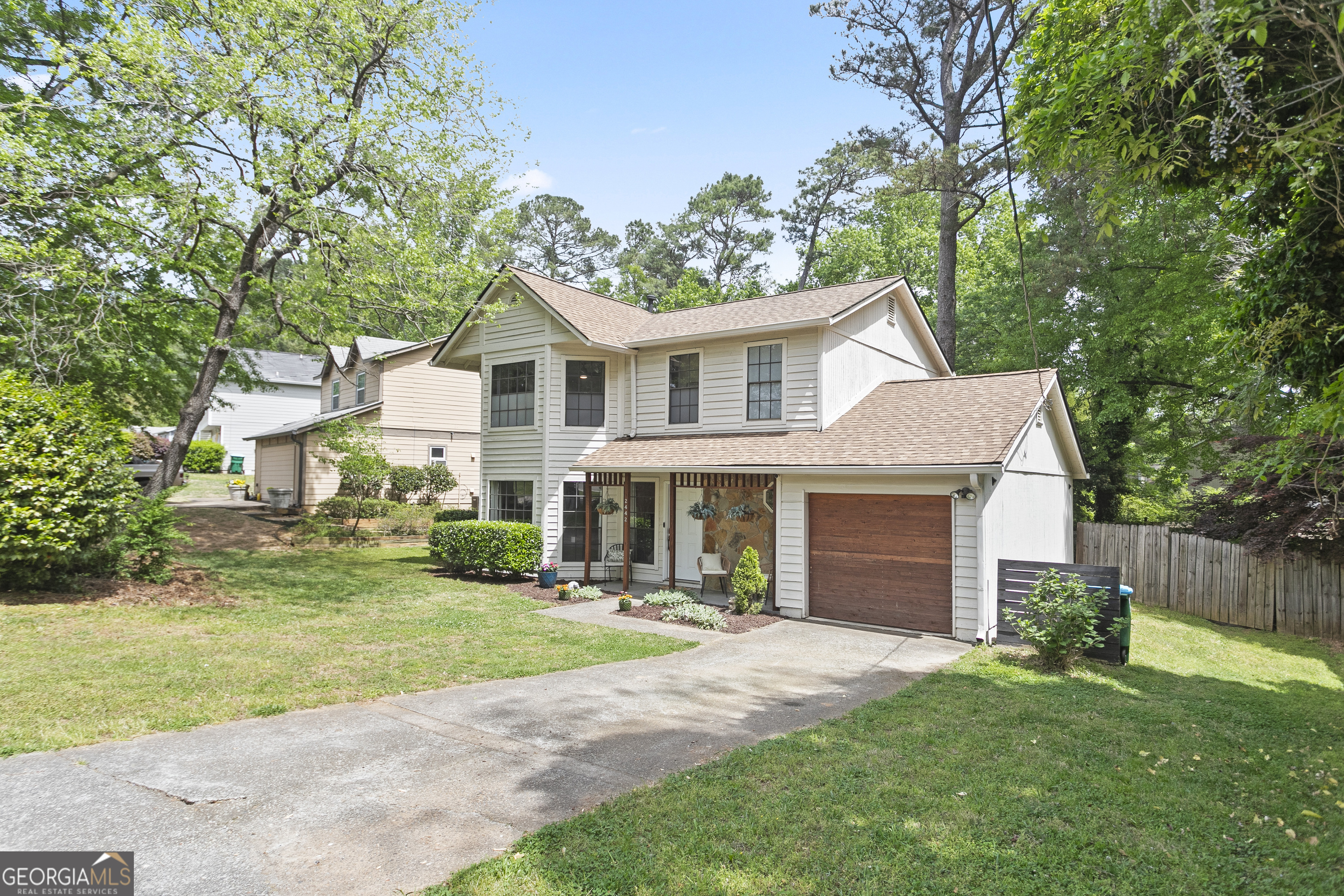 2442 Stonebridge Lane