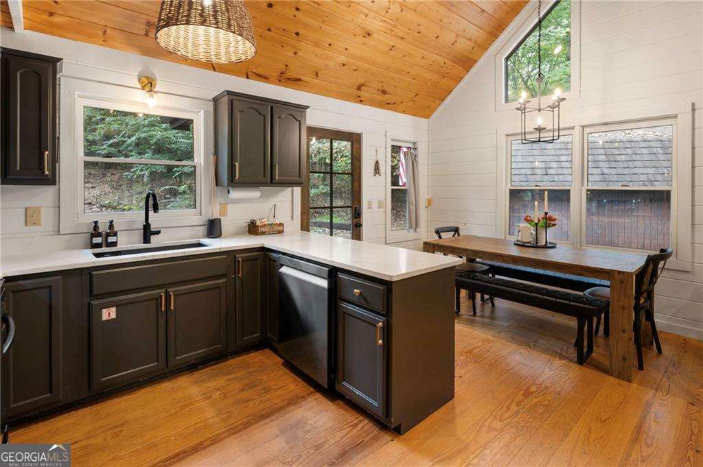 120 Brookhaven Trail