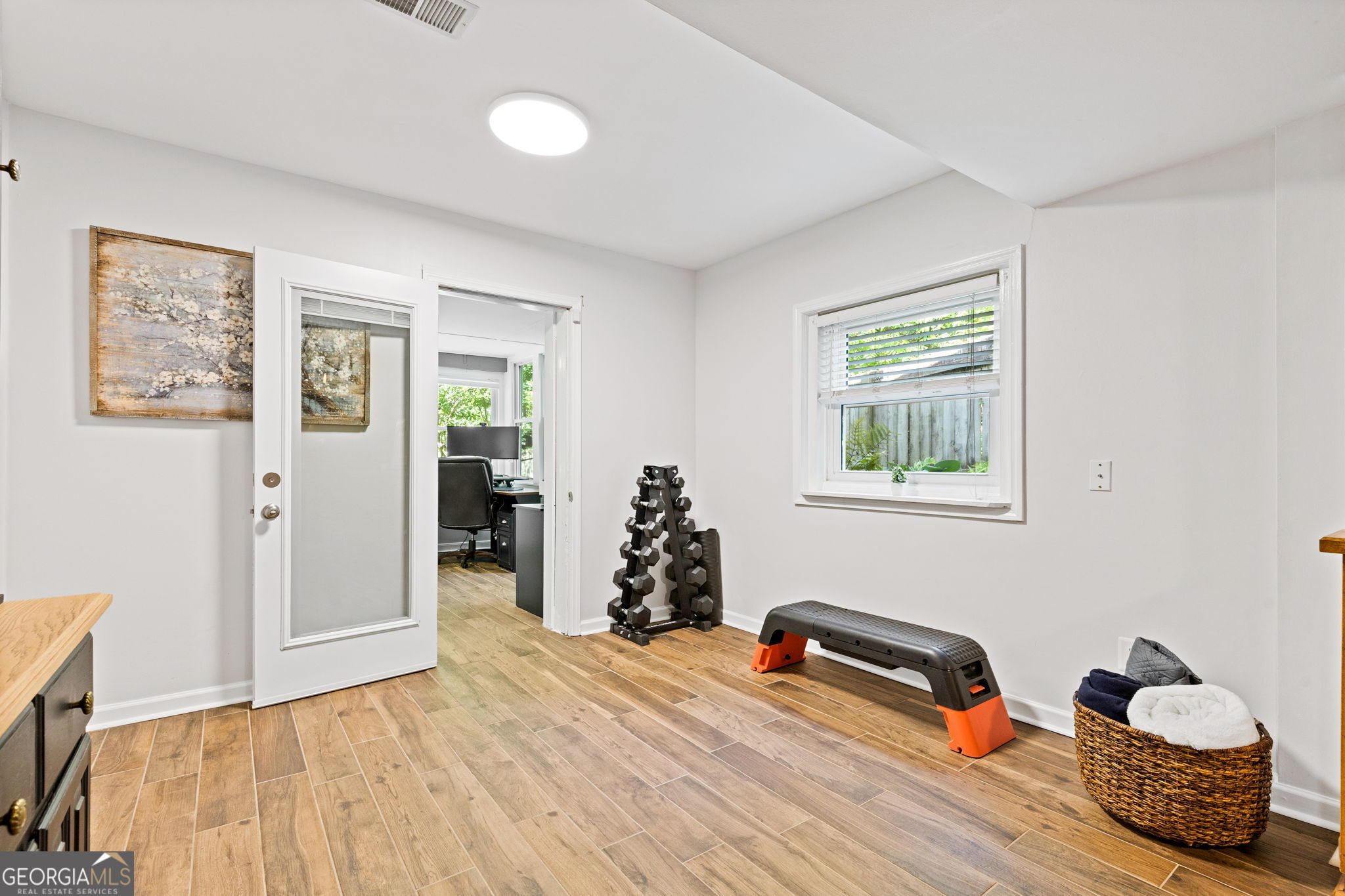 2148 Nancy Circle SE