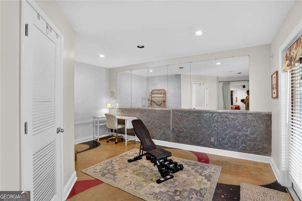 3702 Paces Park Circle SE