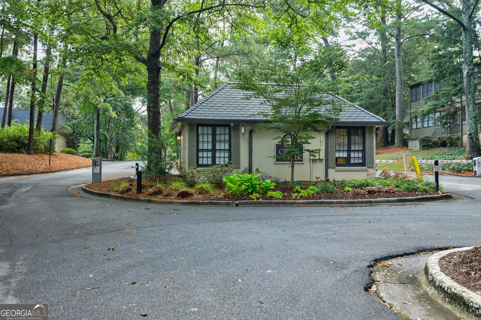 3 Arpege Way NW