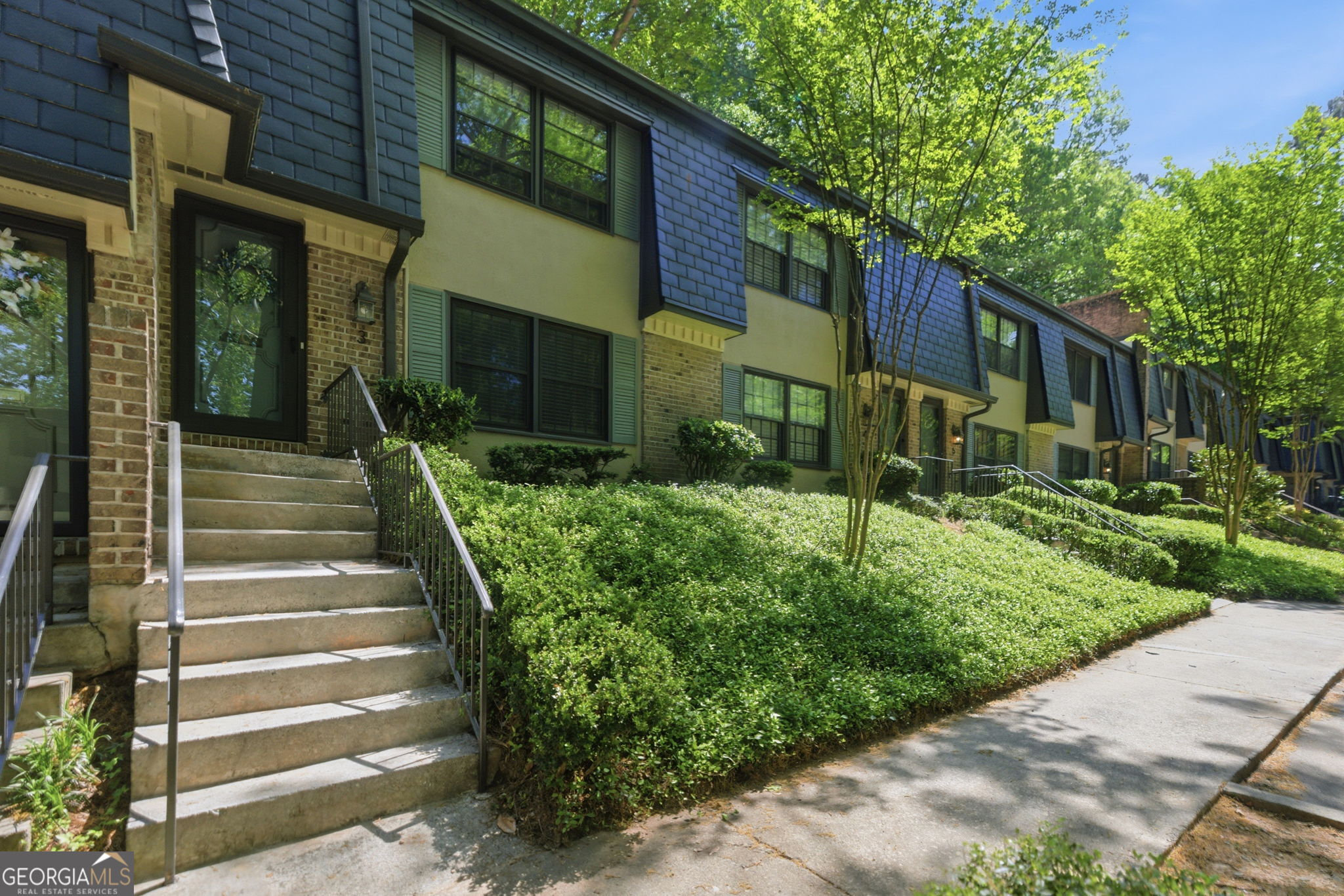 3 Arpege Way NW