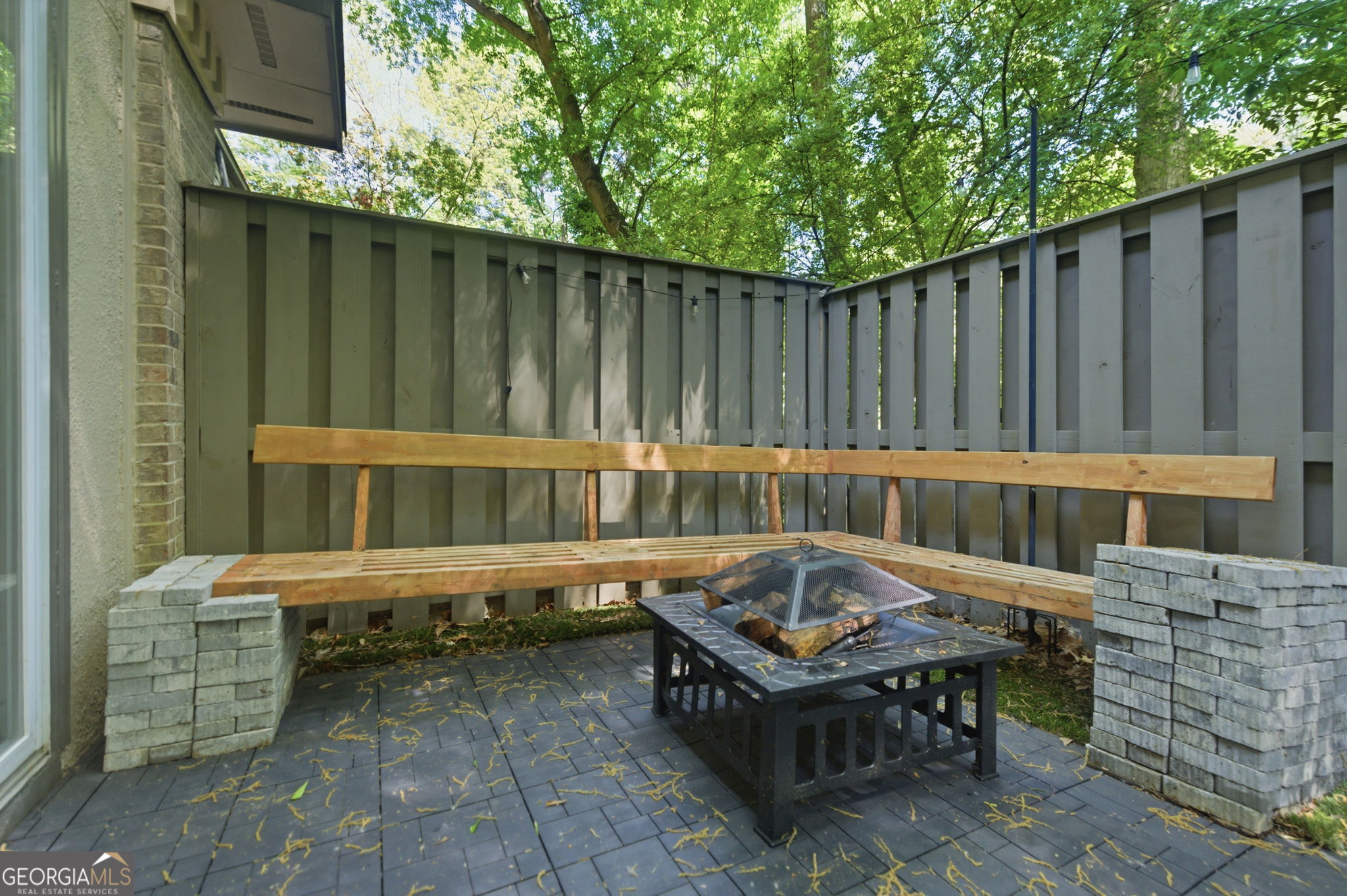 3 Arpege Way NW