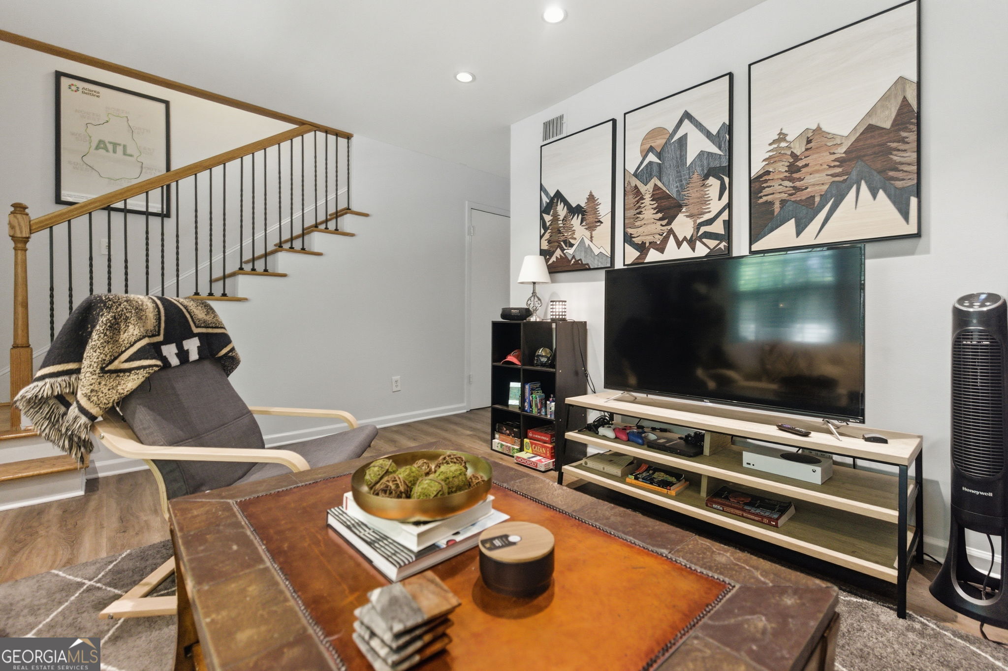 3 Arpege Way NW