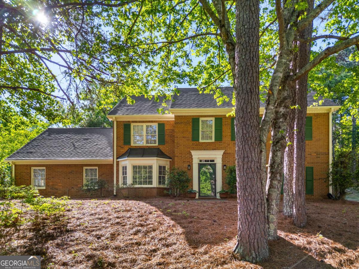 4150 Woodlark Court NE