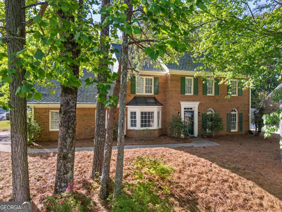 4150 Woodlark Court NE