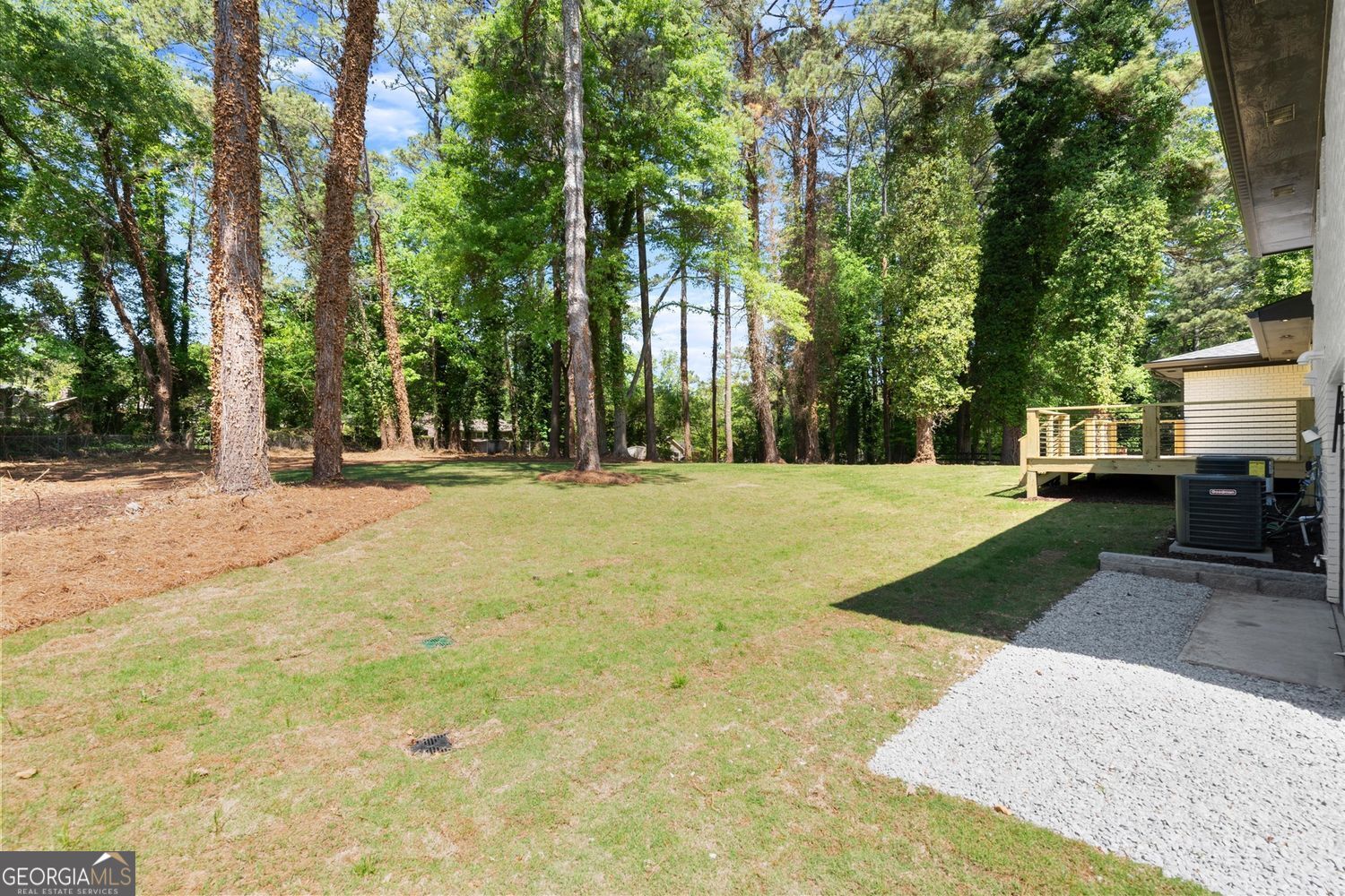 61 Suburban Drive NW