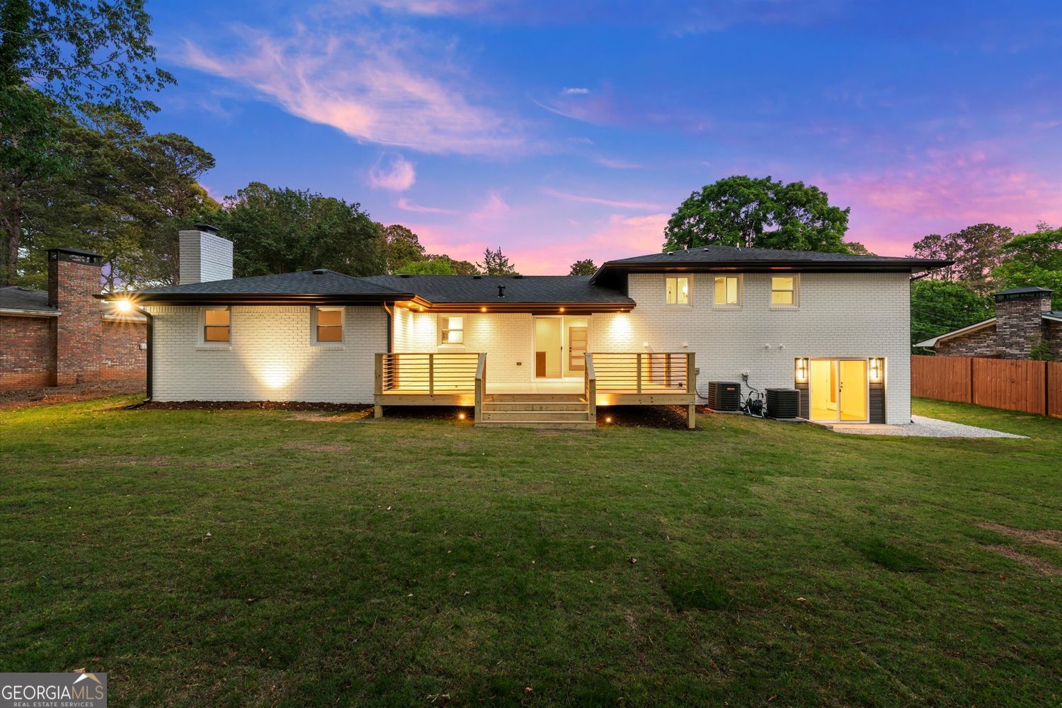 61 Suburban Drive NW