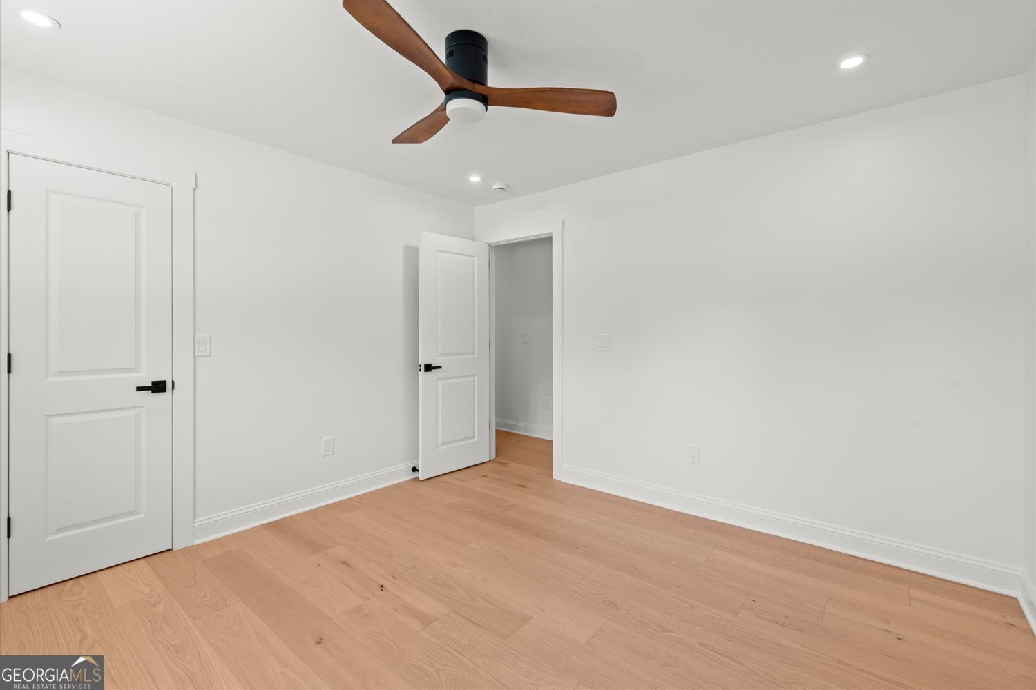 61 Suburban Drive NW