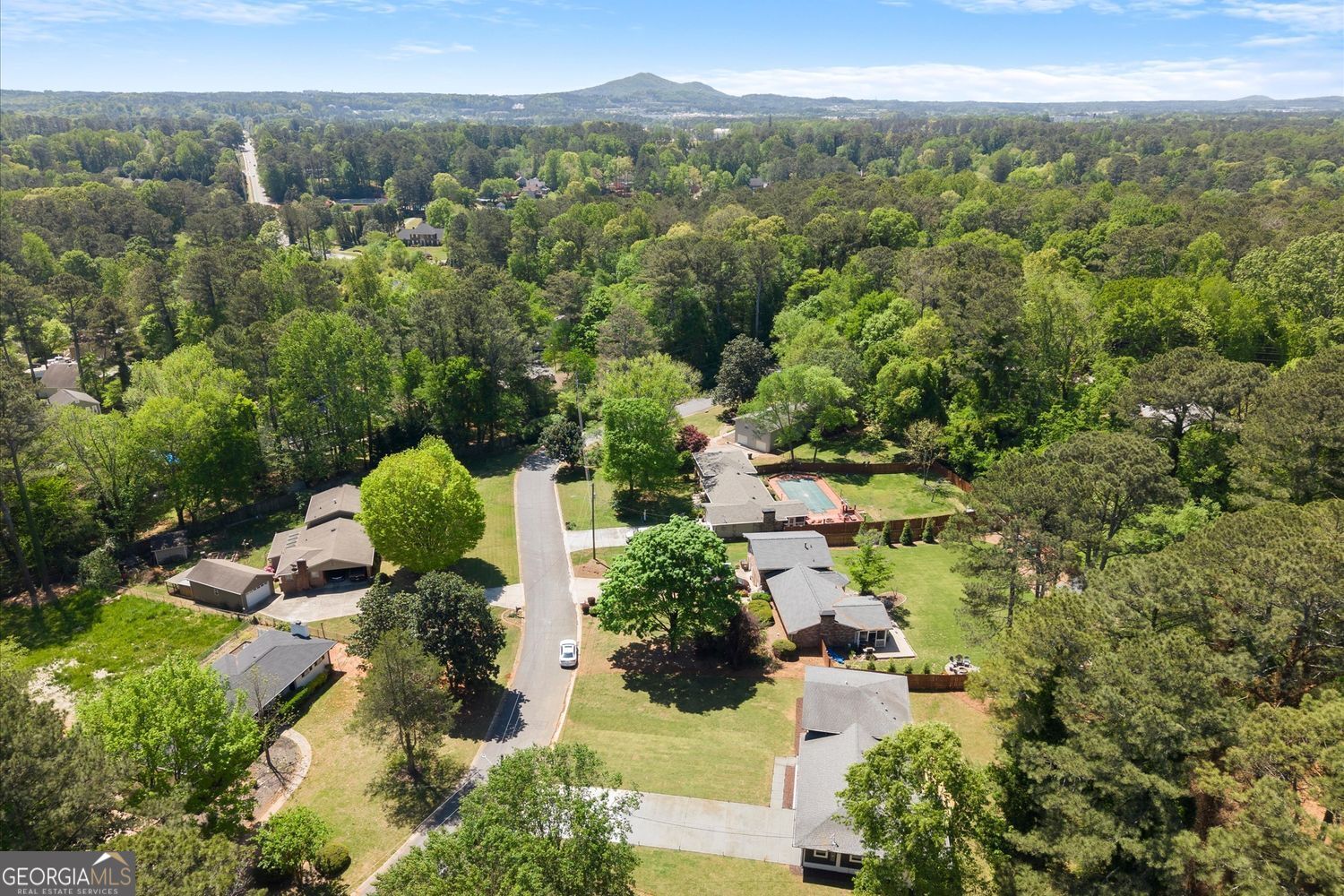 61 Suburban Drive NW