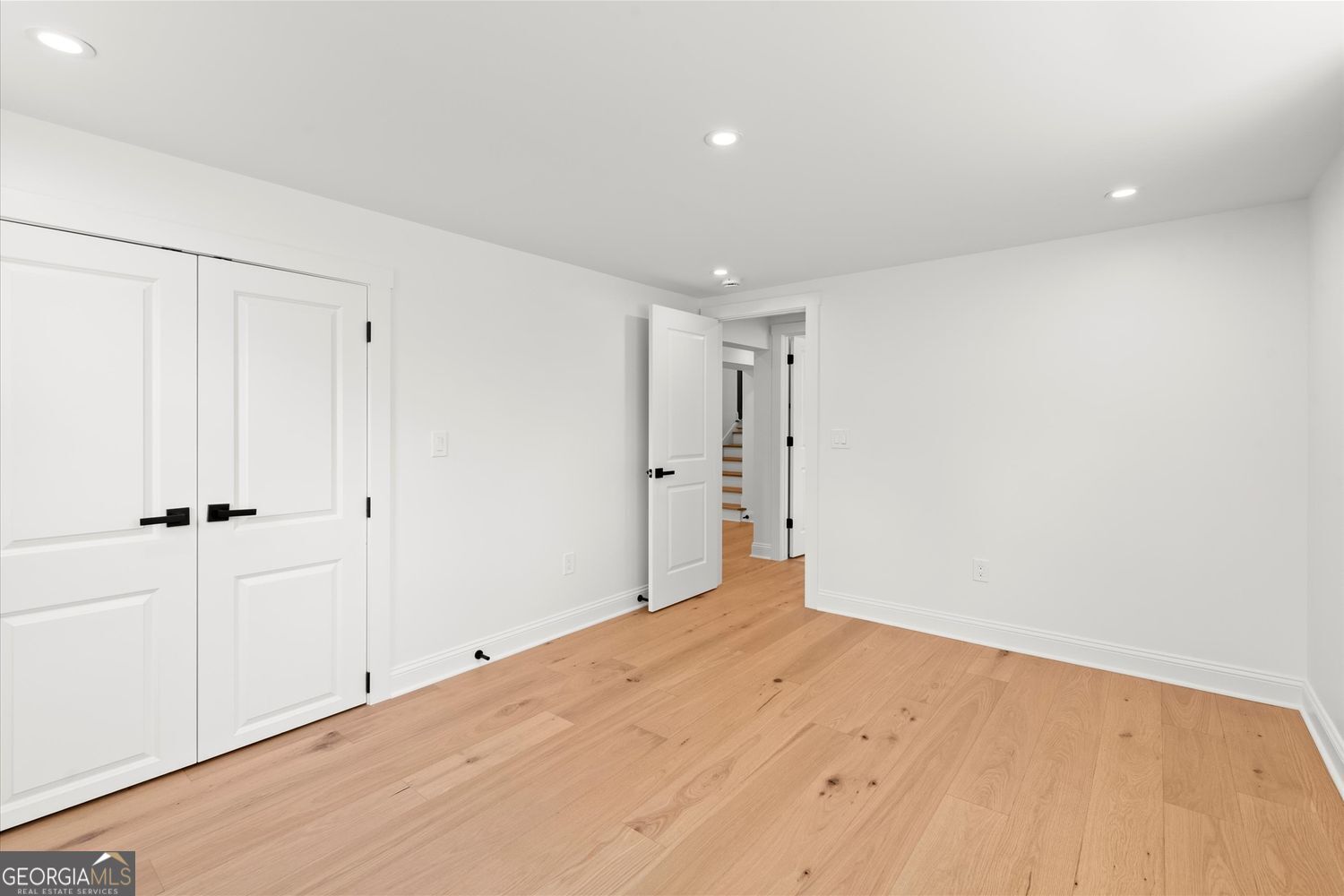 61 Suburban Drive NW