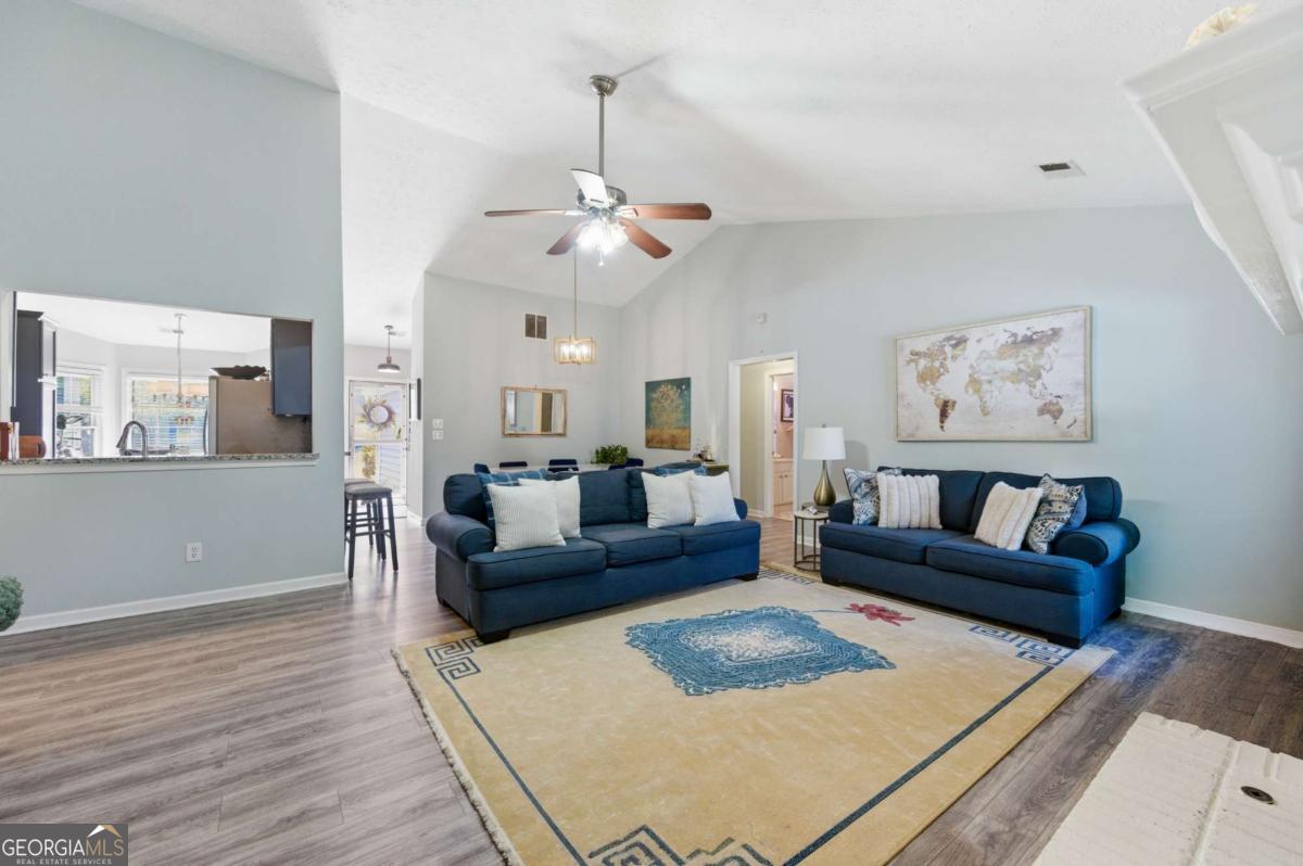 1175 Market Square Lane