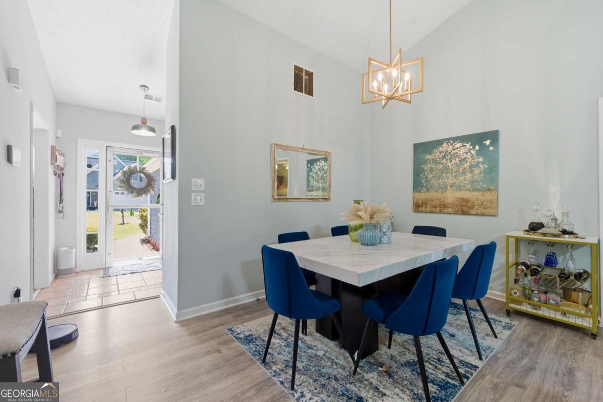 1175 Market Square Lane