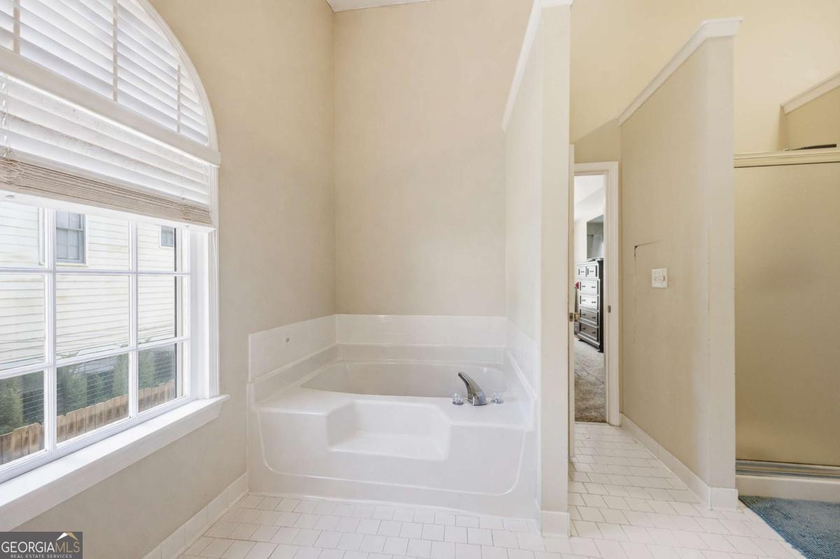 1175 Market Square Lane