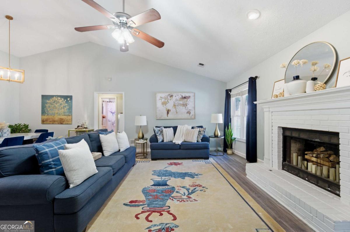 1175 Market Square Lane