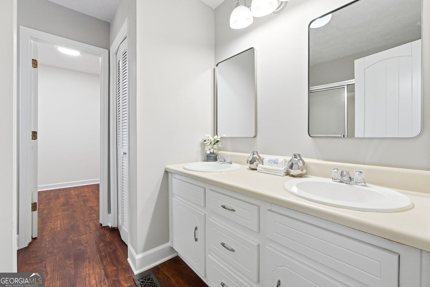 309 Mariner Circle