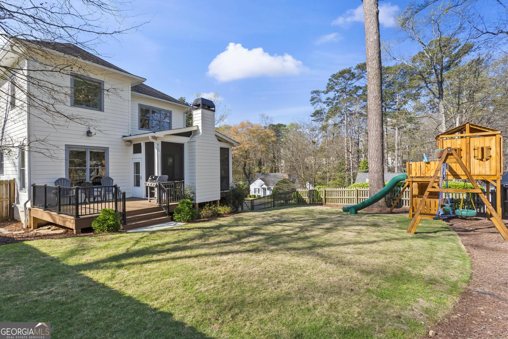 1754 Georgian Terrace