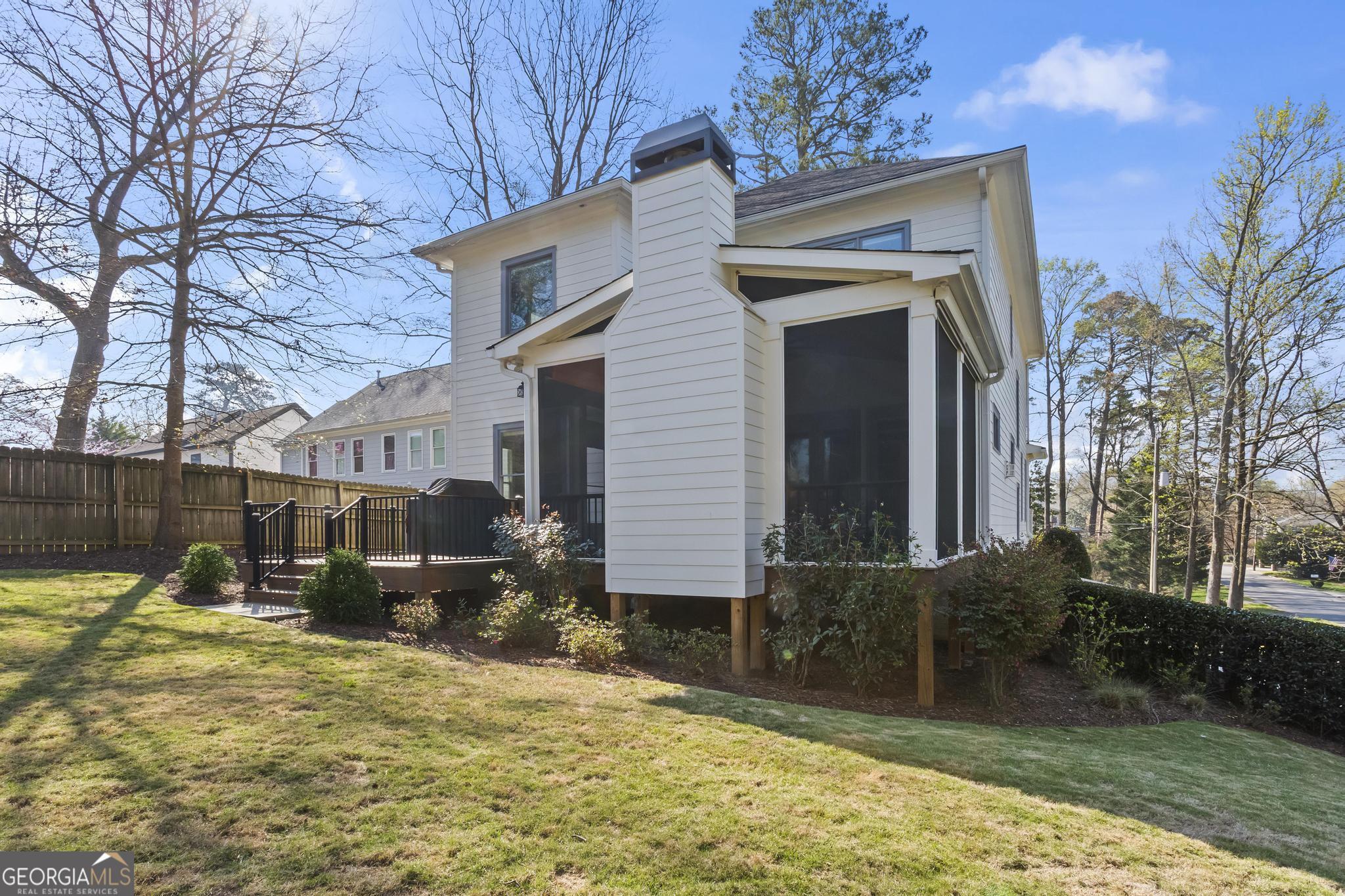 1754 Georgian Terrace