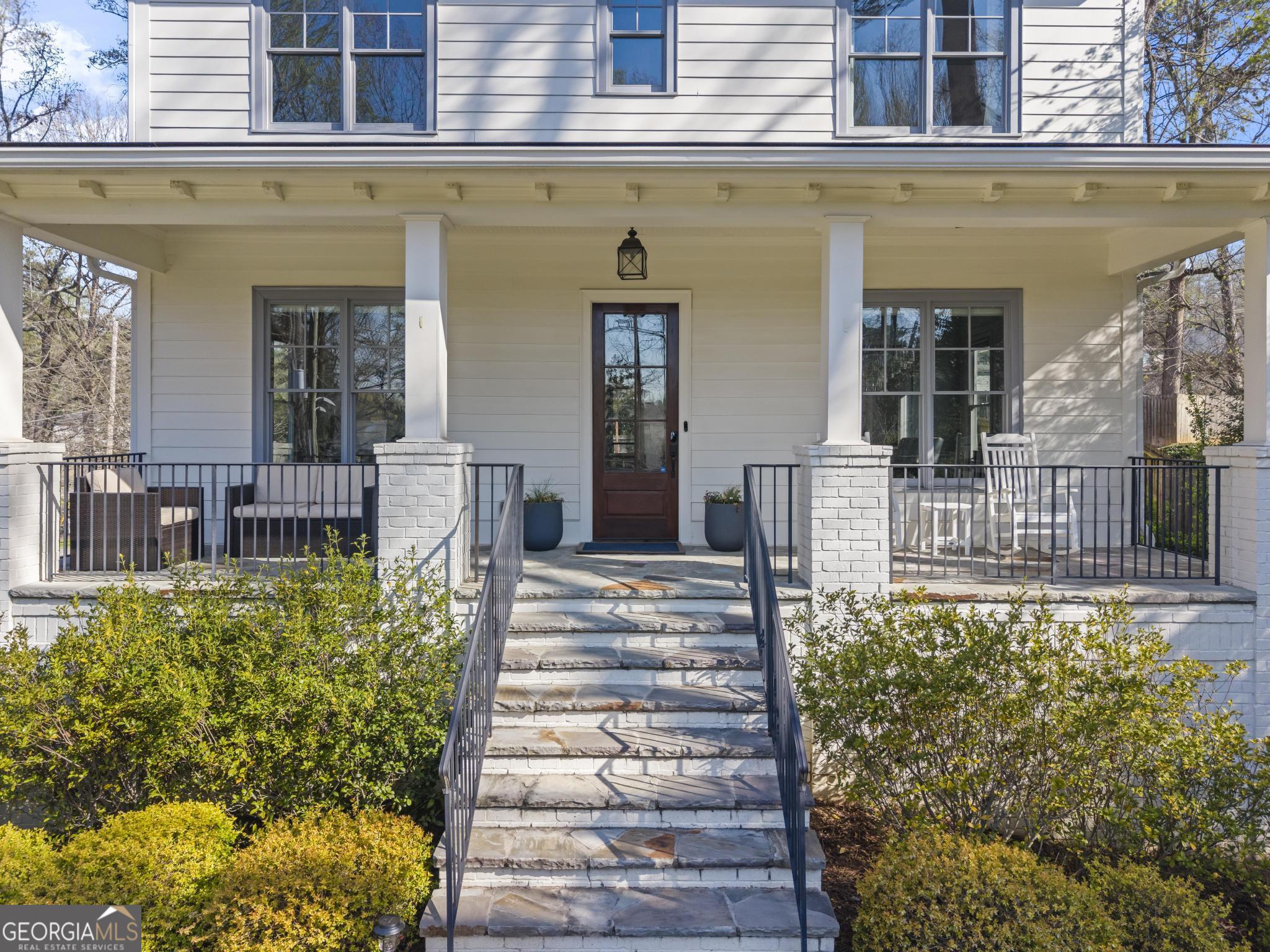 1754 Georgian Terrace