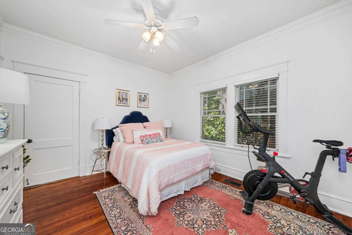 109 Peachtree Hills Avenue NE